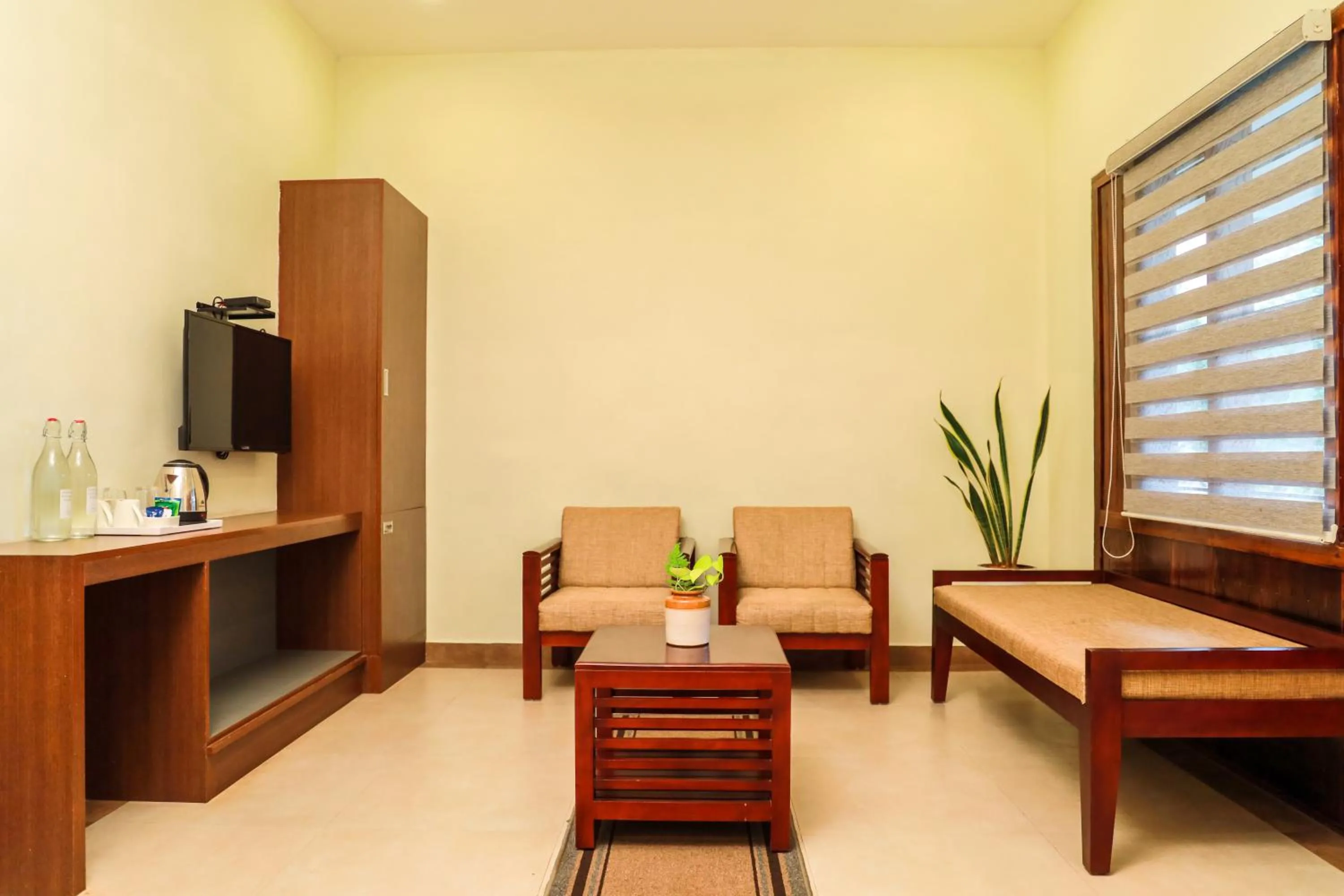 Living room in Golden Fern Resort