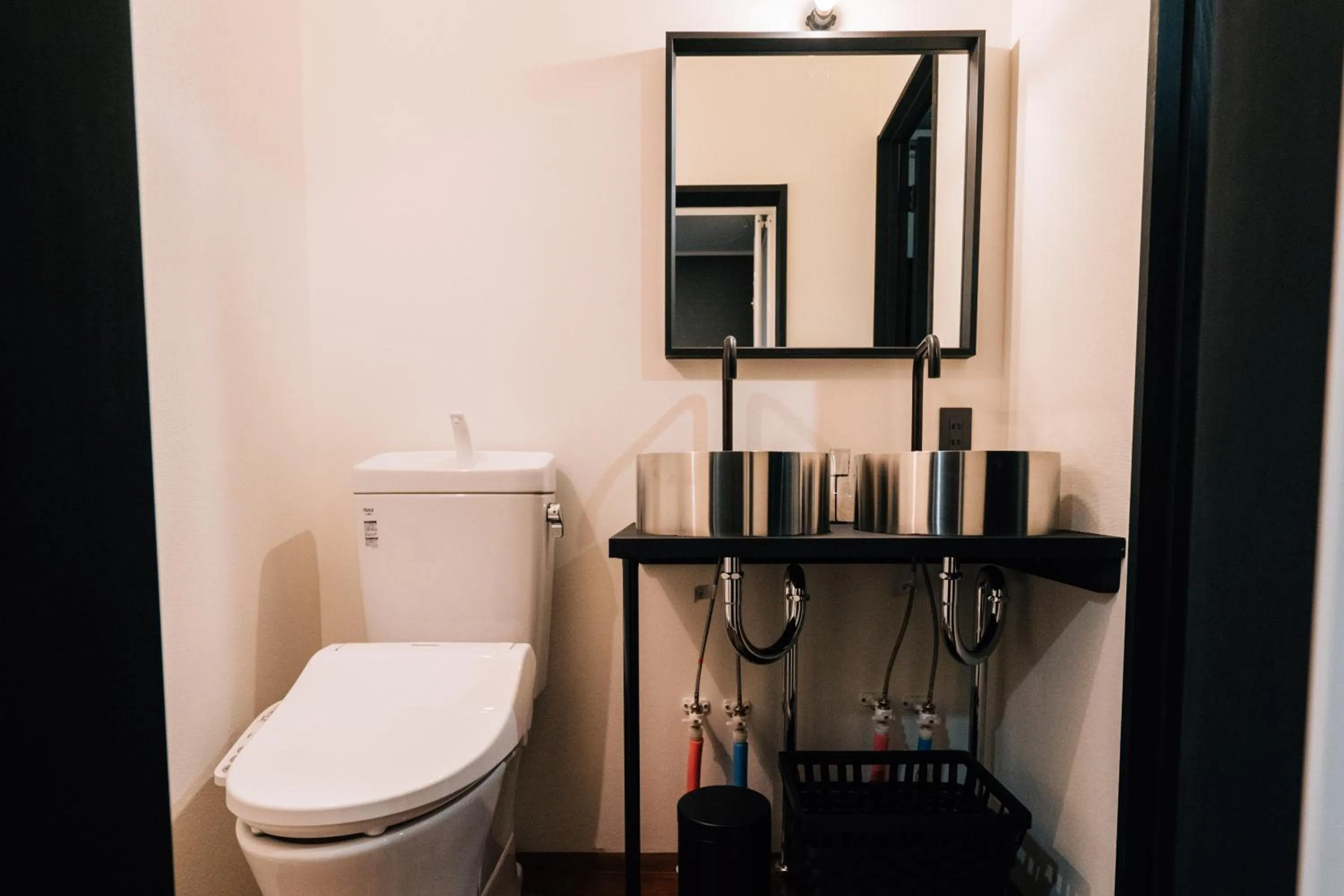 Toilet in mizuka Daimyo 4 - unmanned hotel -