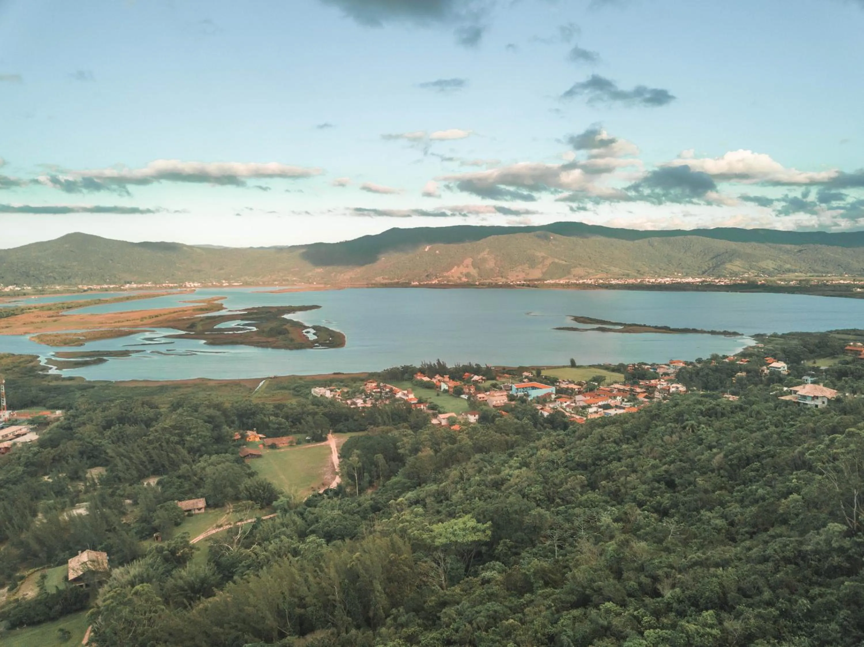 Ferrujão Pousada e Restaurante