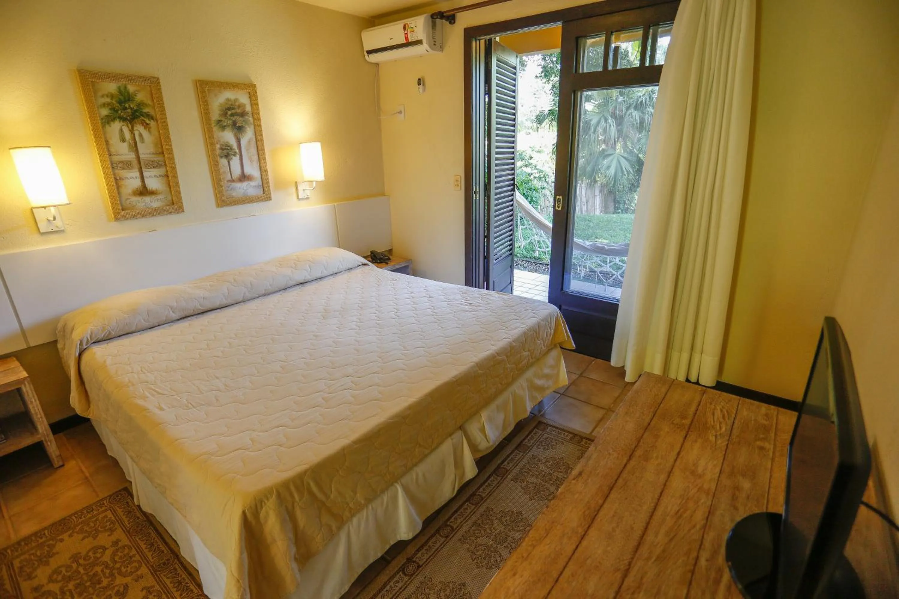 Bed in Palmas Hotel & Spa