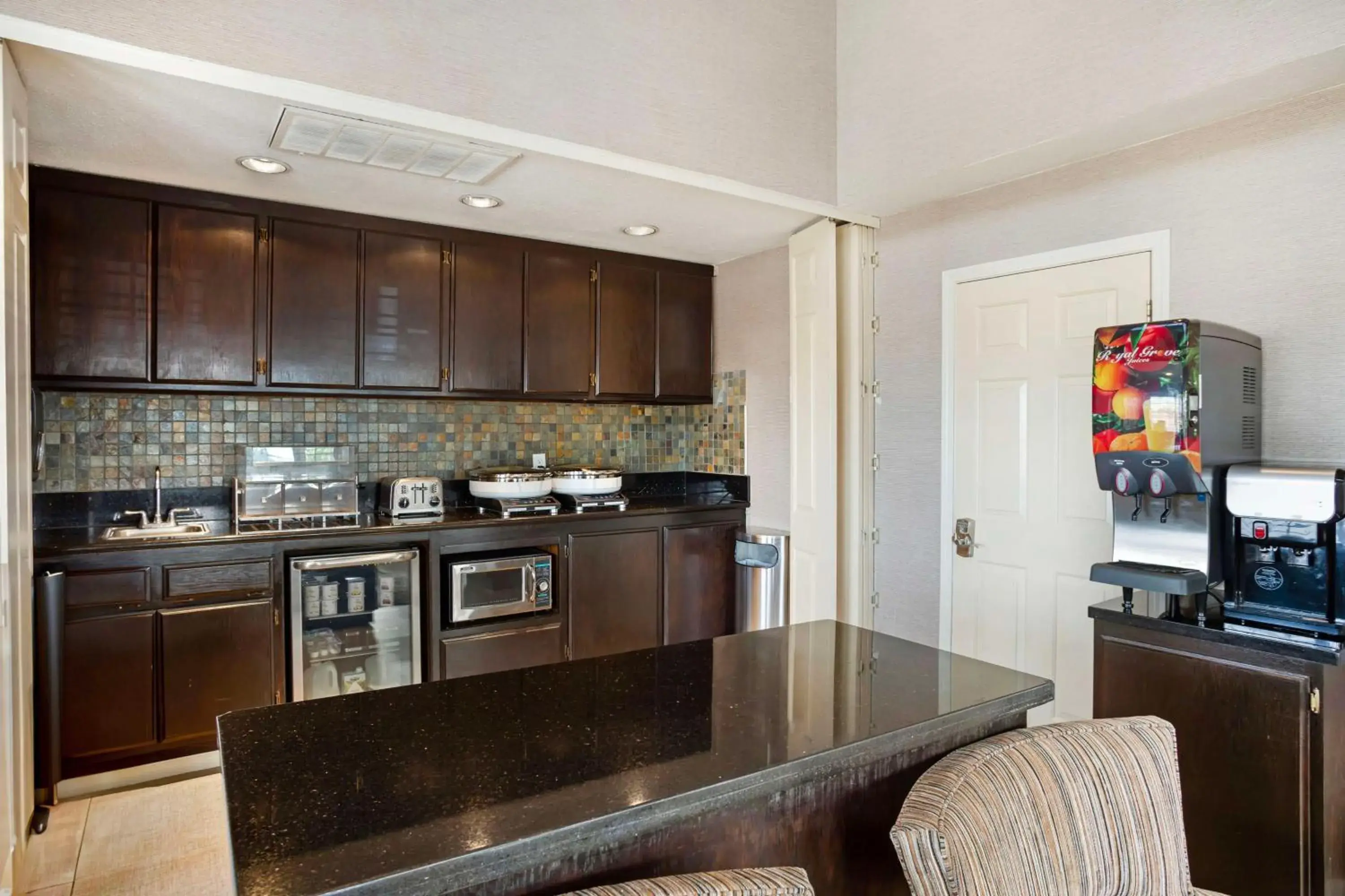 Breakfast in Best Western Inn Breakfast in Best Western Inn