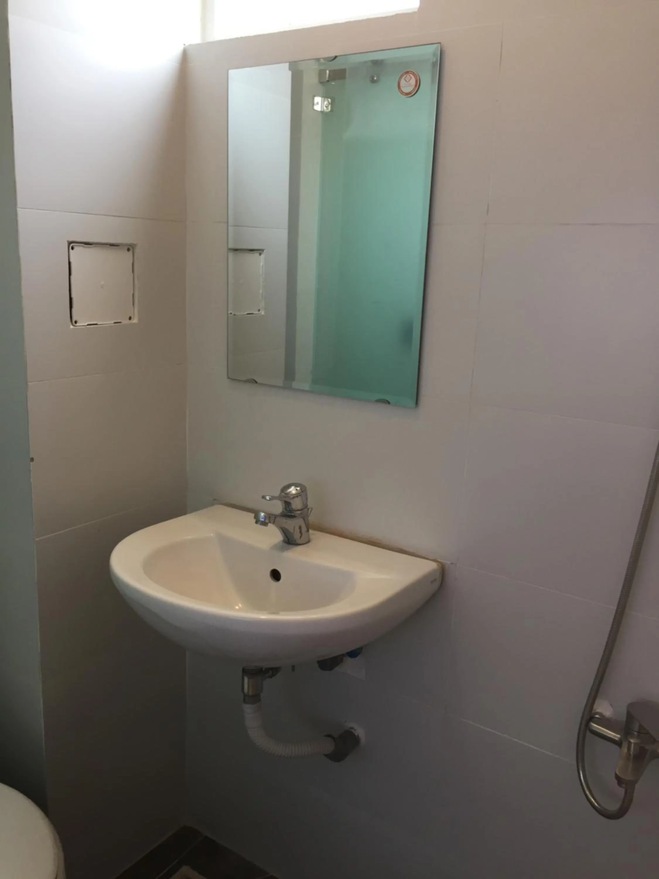 Bathroom in An Nam Corner - Sky