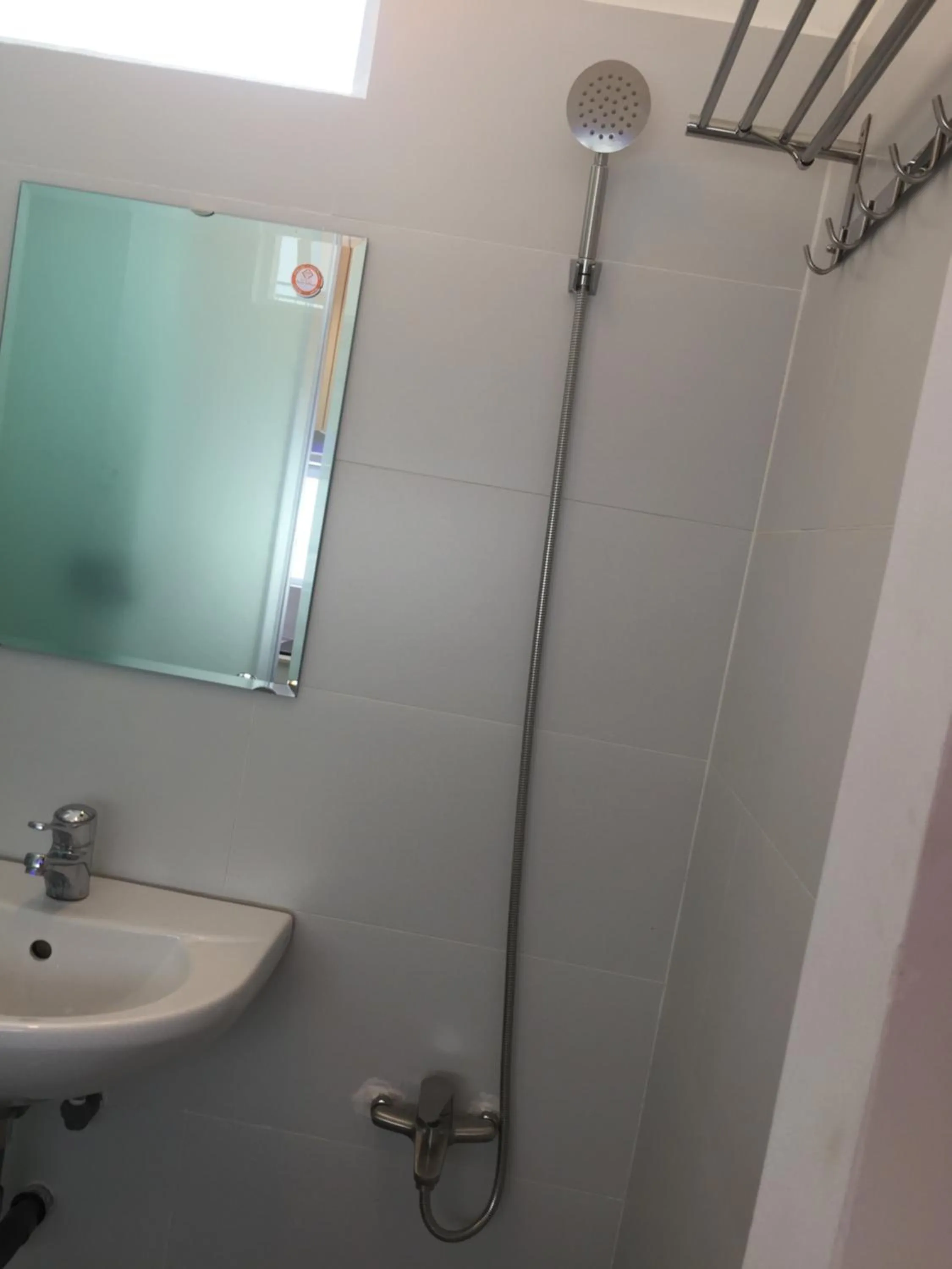 Bathroom in An Nam Corner - Sky