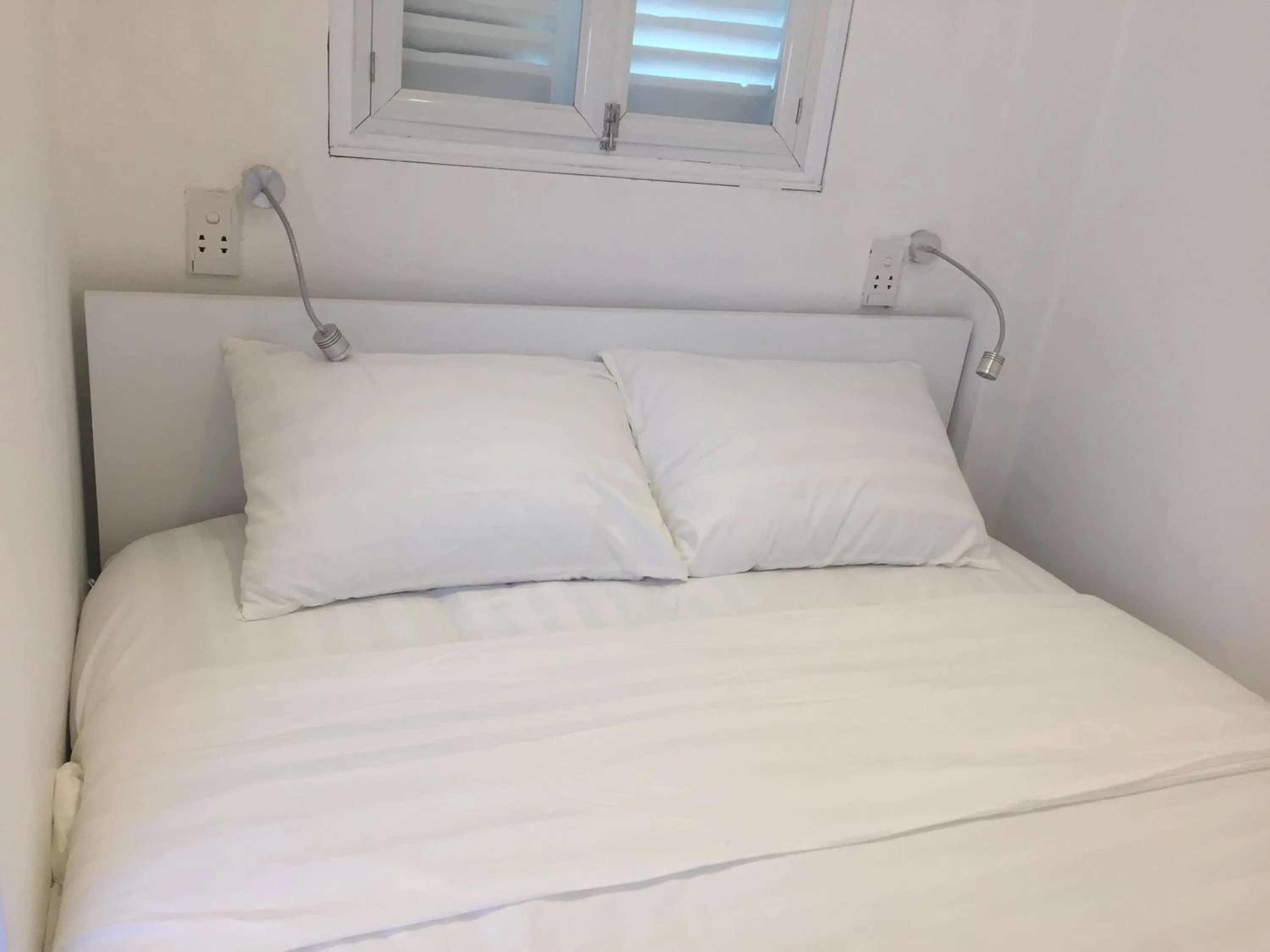 Bed in An Nam Corner - Sky