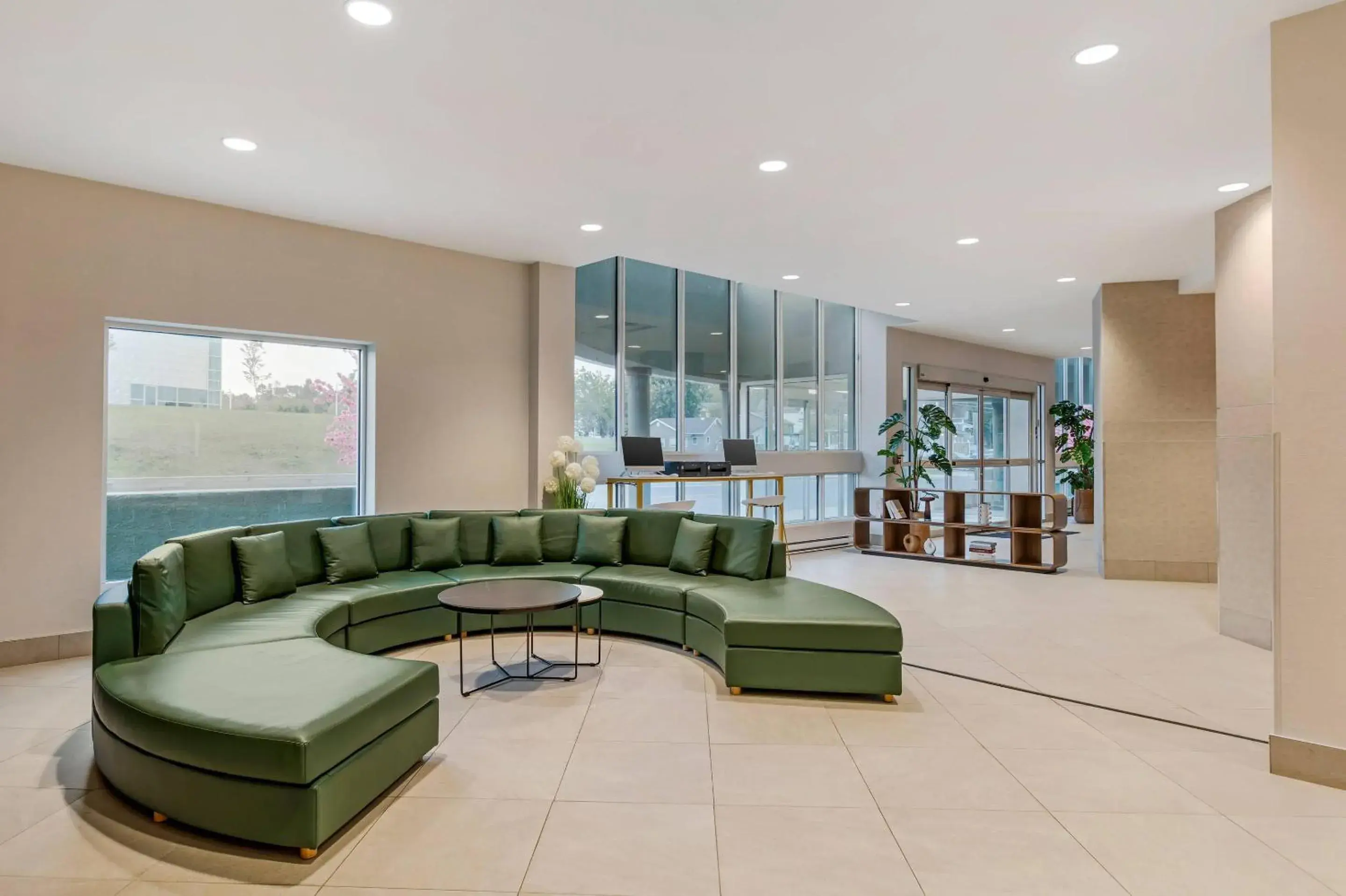 Lobby or reception in Clarion Lakeside Inn & Conference Centre Lobby or reception in Clarion Lakeside Inn & Conference Centre