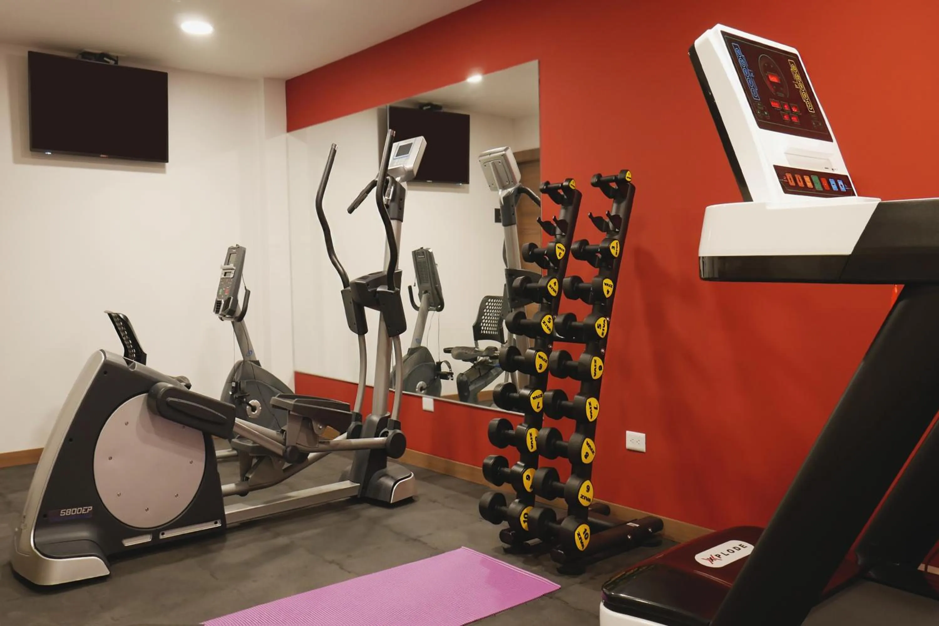 Fitness centre/facilities in Park Inn by Radisson Quito