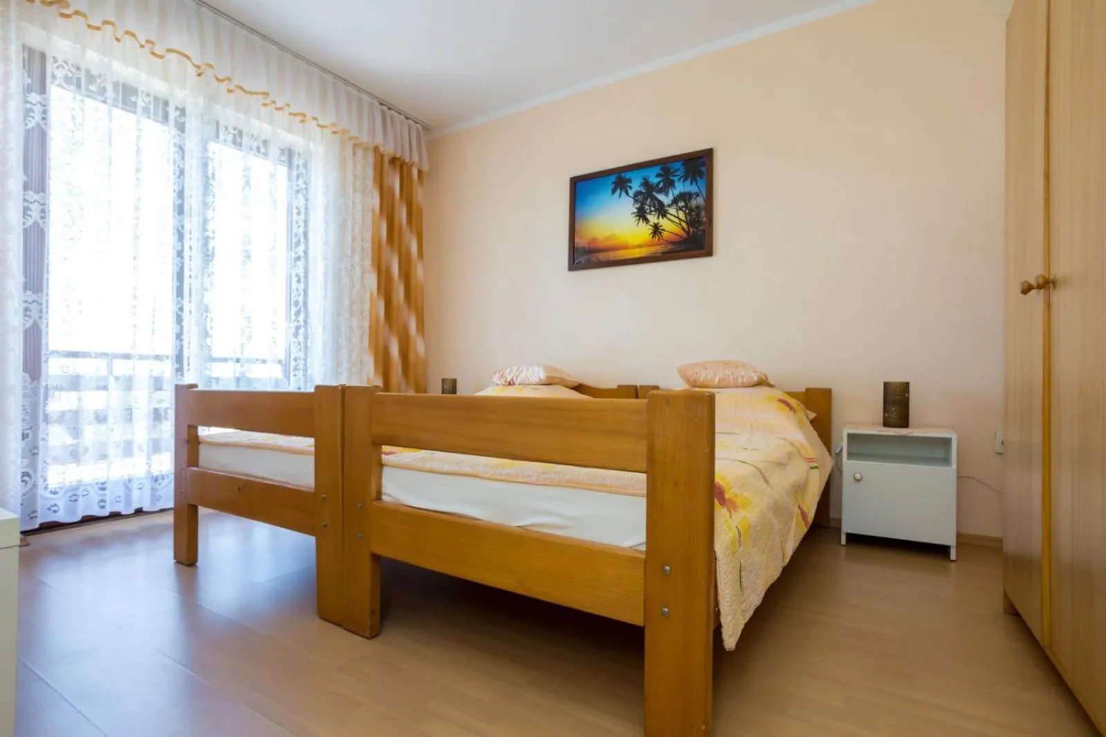 Bed in Apartments Filosevic by El-Pi Tours