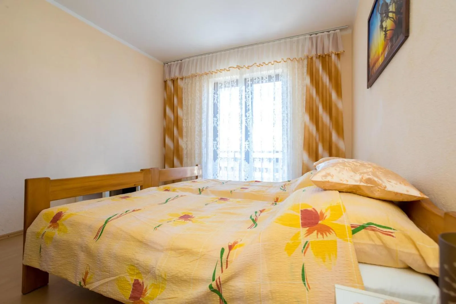 Bed in Apartments Filosevic by El-Pi Tours