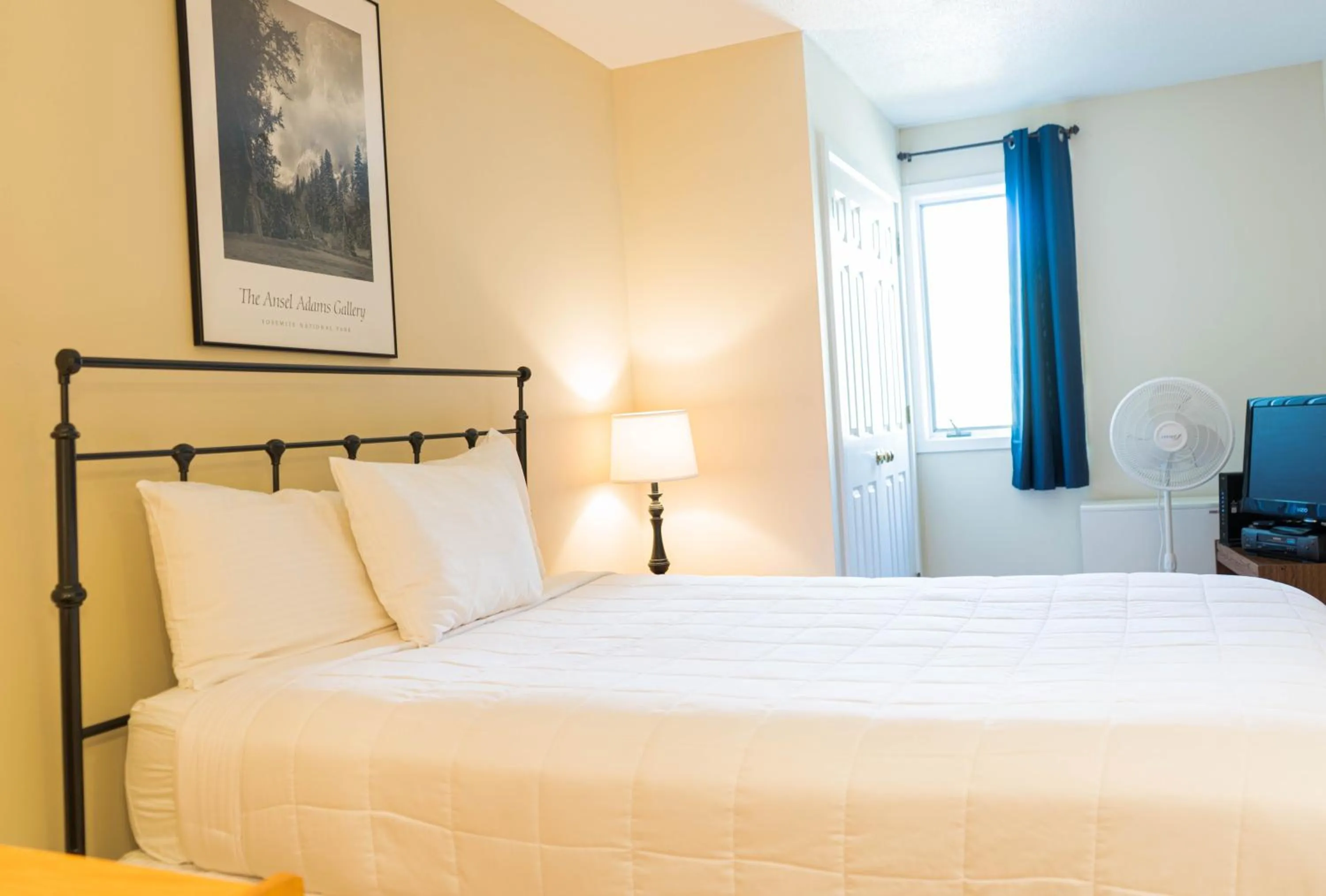 Bed in Vantage Point Villas at Stratton Mountain Resort