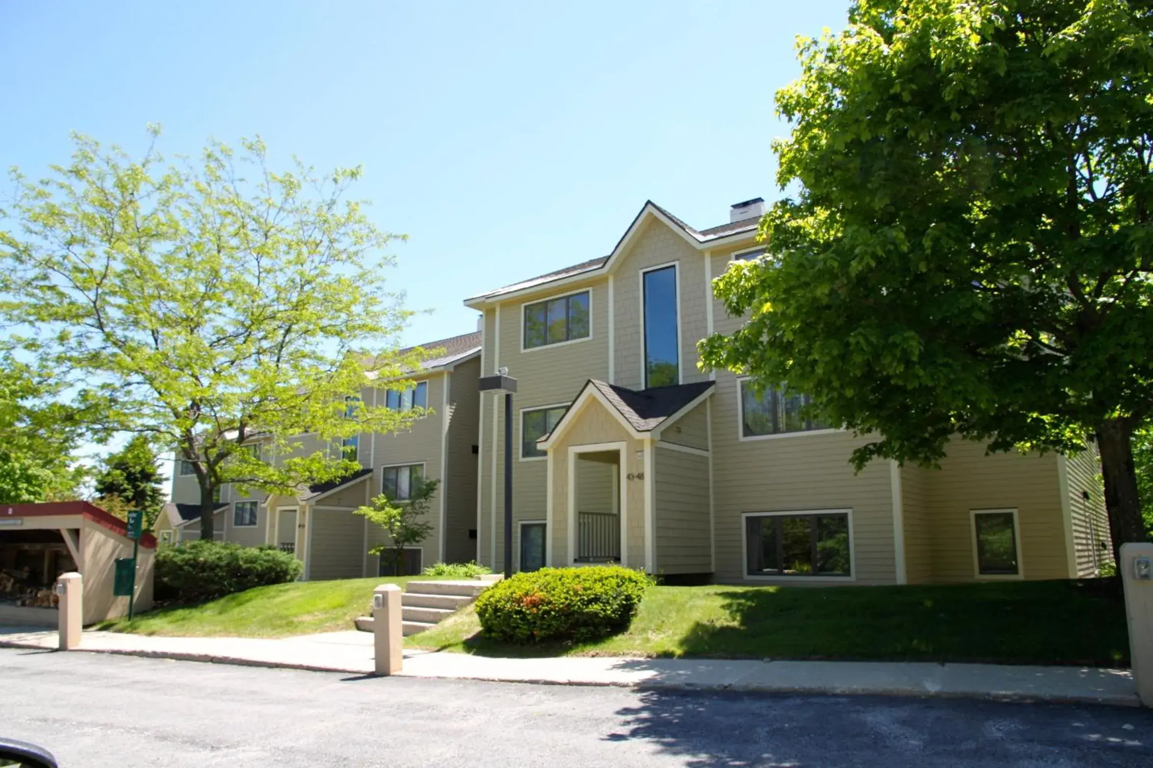 Property building in Vantage Point Villas at Stratton Mountain Resort Property building in Vantage Point Villas at Stratton Mountain Resort