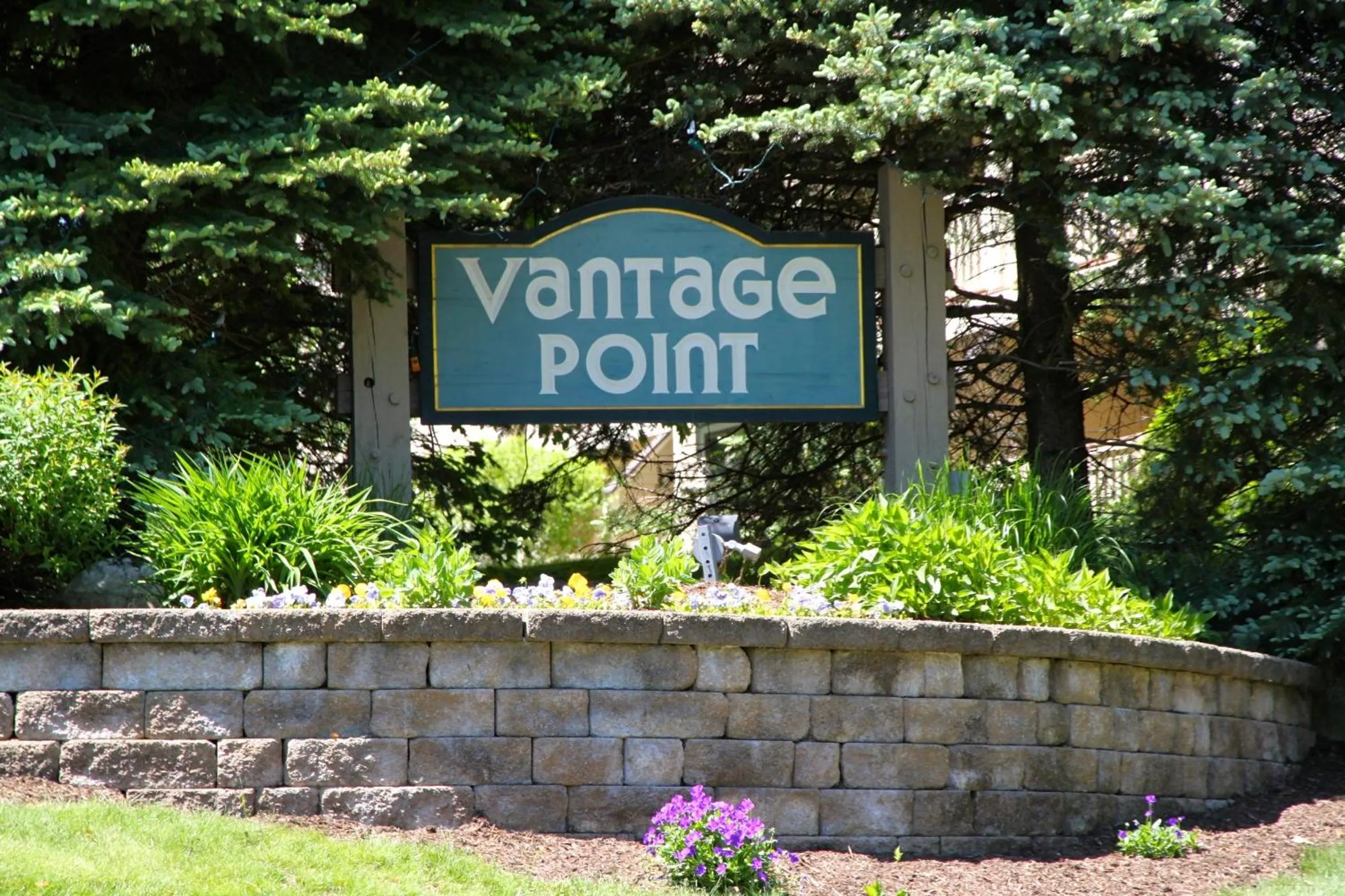 Logo/Certificate/Sign in Vantage Point Villas at Stratton Mountain Resort
