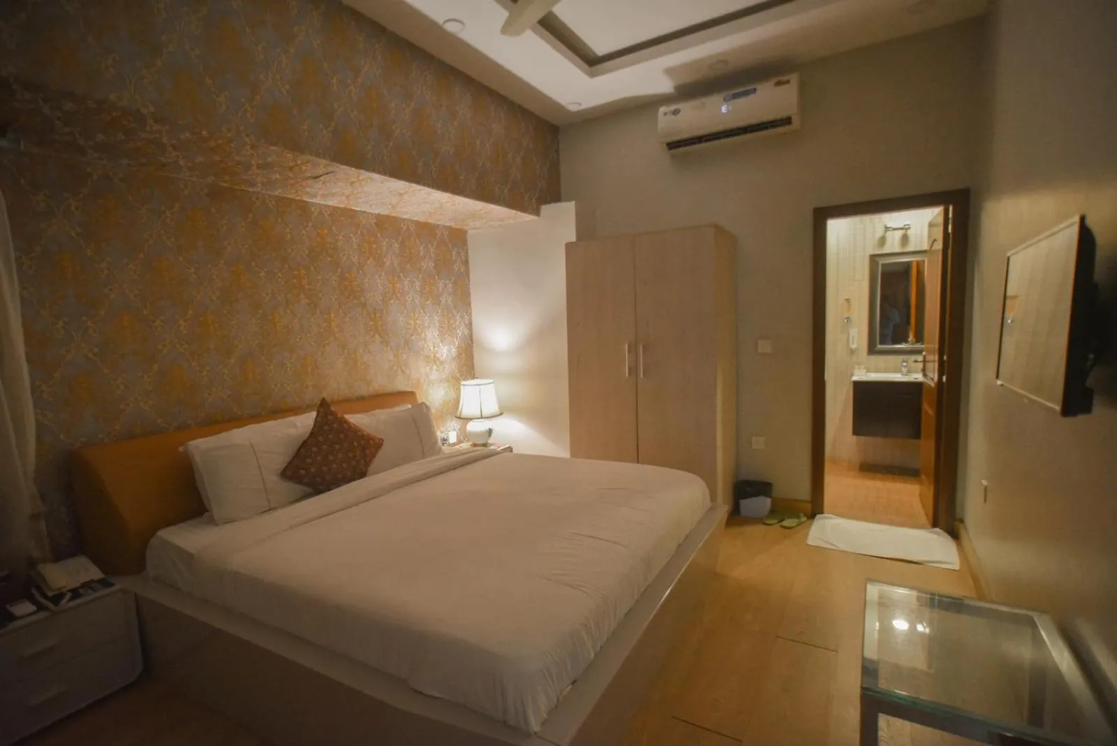Standard Single Room in Swisstel Cottage