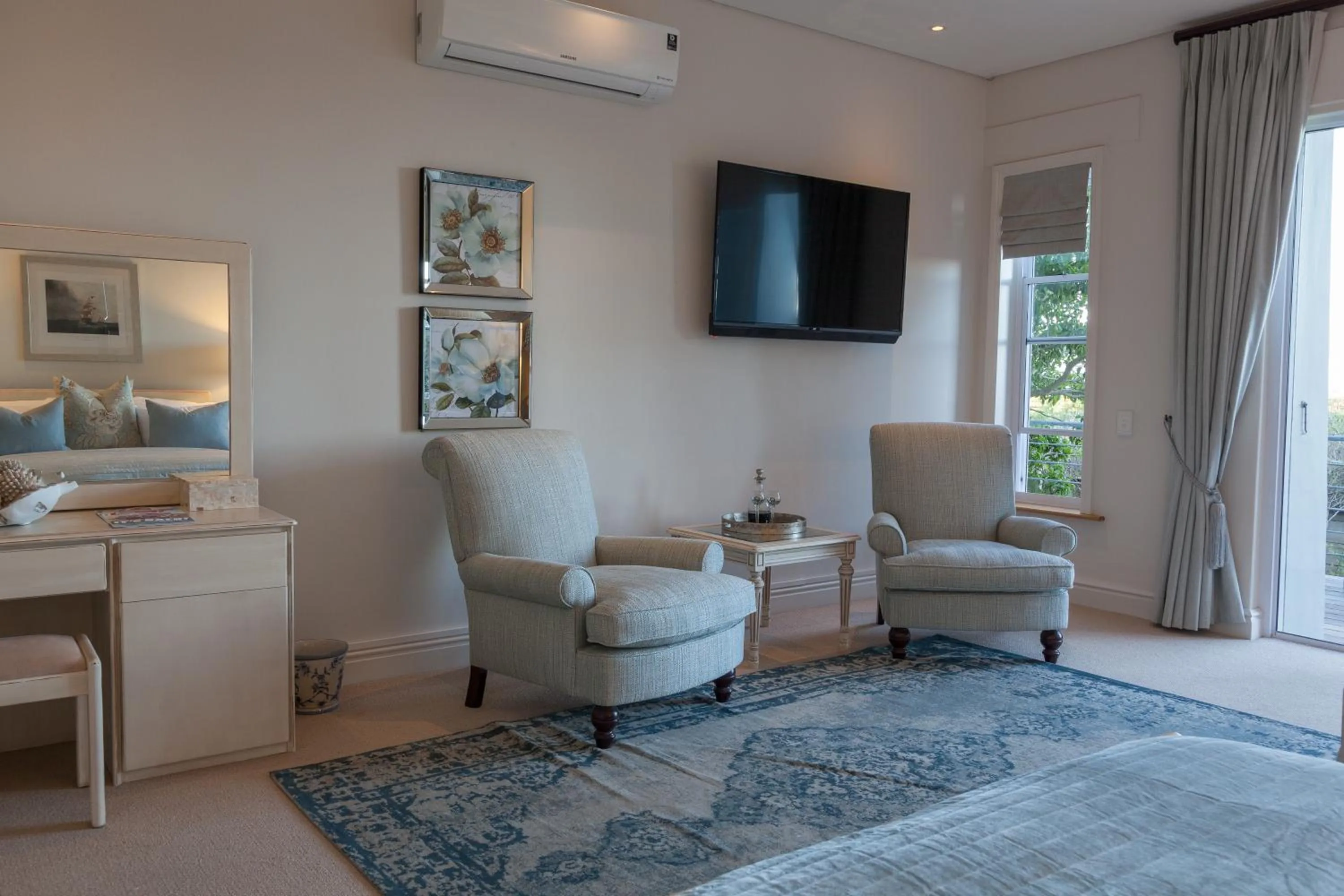 TV and multimedia in Tintswalo Boulders