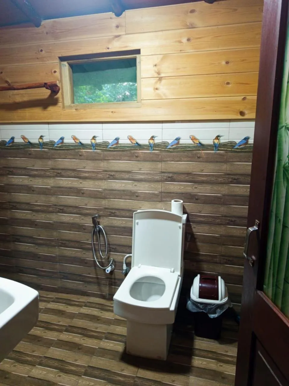 Bathroom in Jungle Face Inn