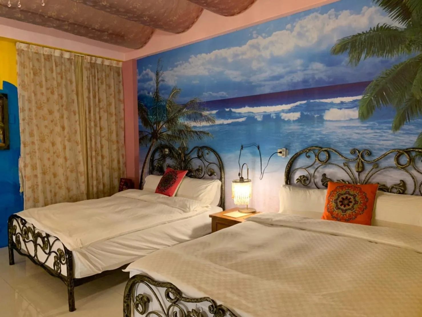 Bed in Hualien Seaside B&B