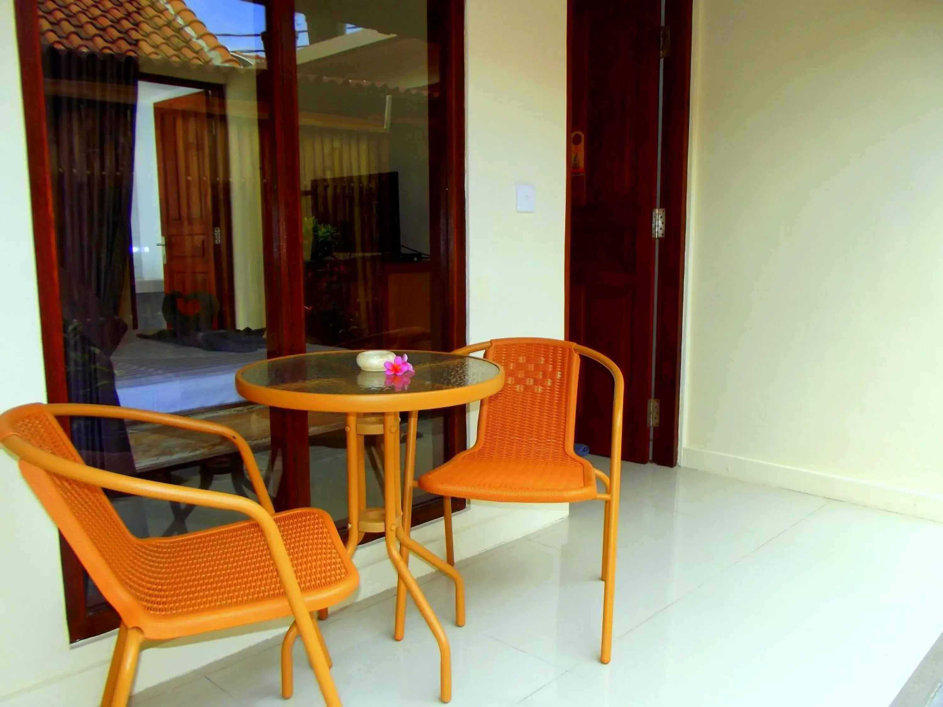 Seating area in The Lakshmi Villas by The Beach House Seating area in The Lakshmi Villas by The Beach House
