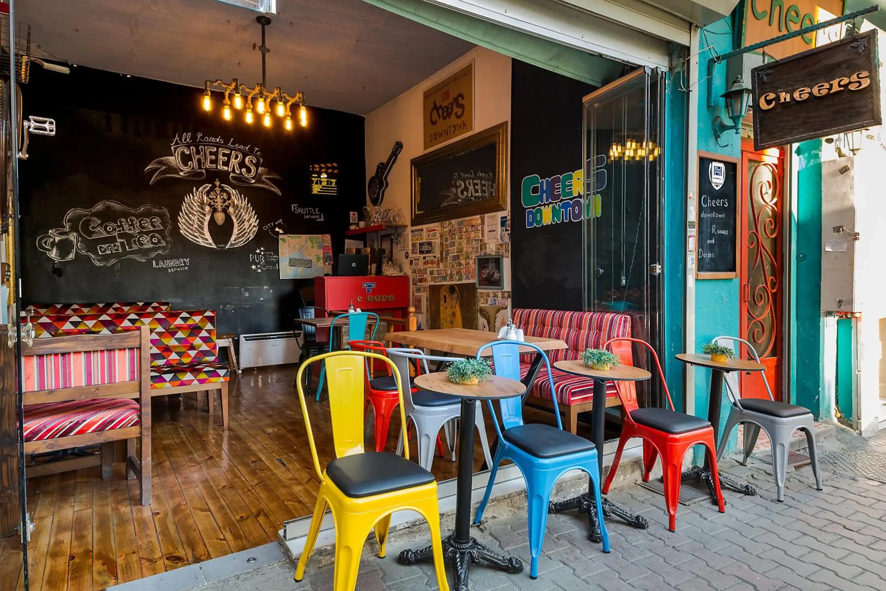 Lobby or reception in Cheers Midtown Hostel Lobby or reception in Cheers Midtown Hostel