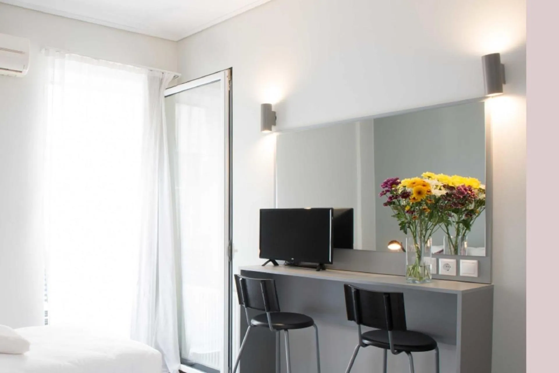 TV and multimedia in Athens Studios