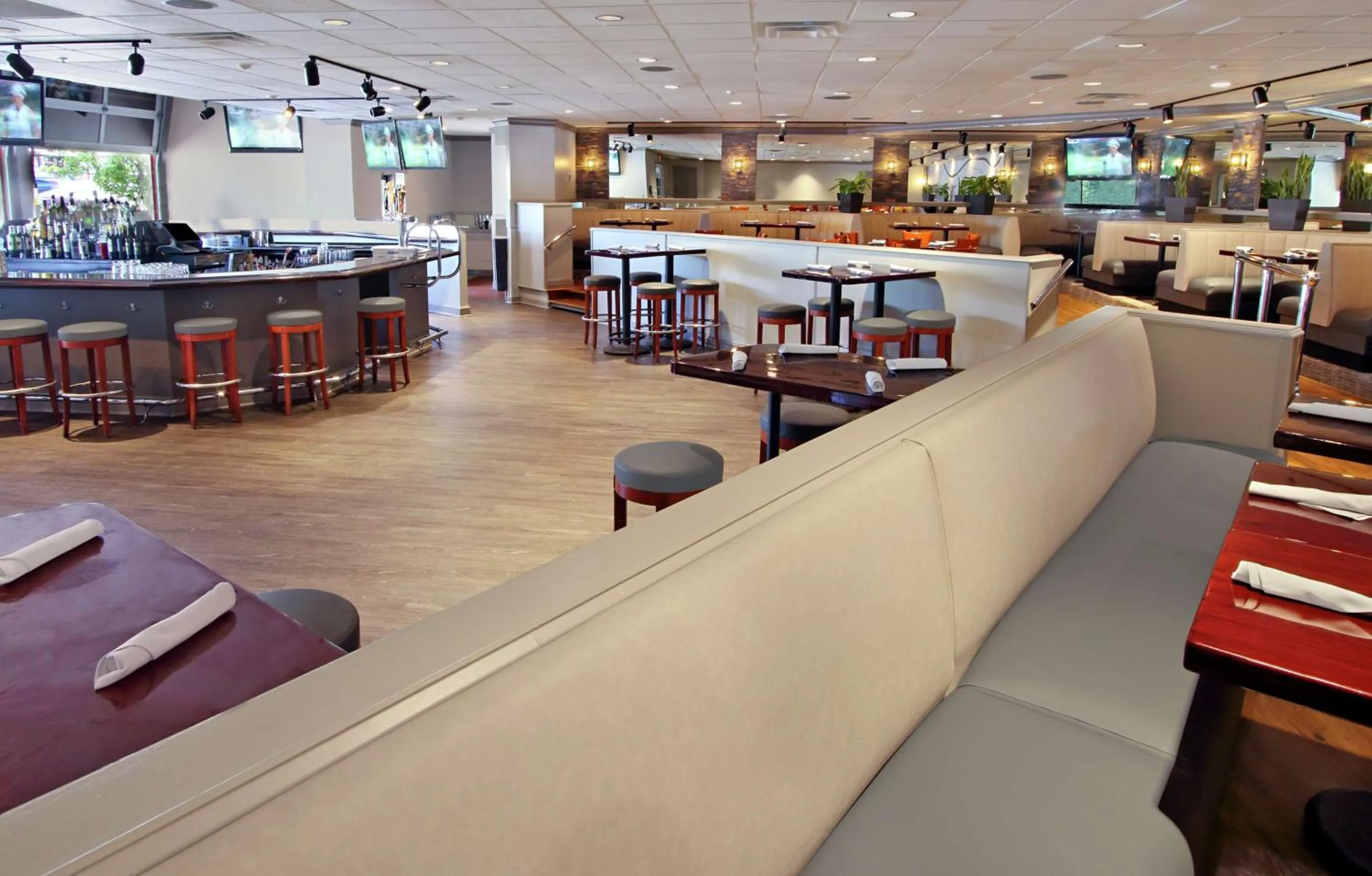 Restaurant/places to eat in DoubleTree by Hilton Mahwah