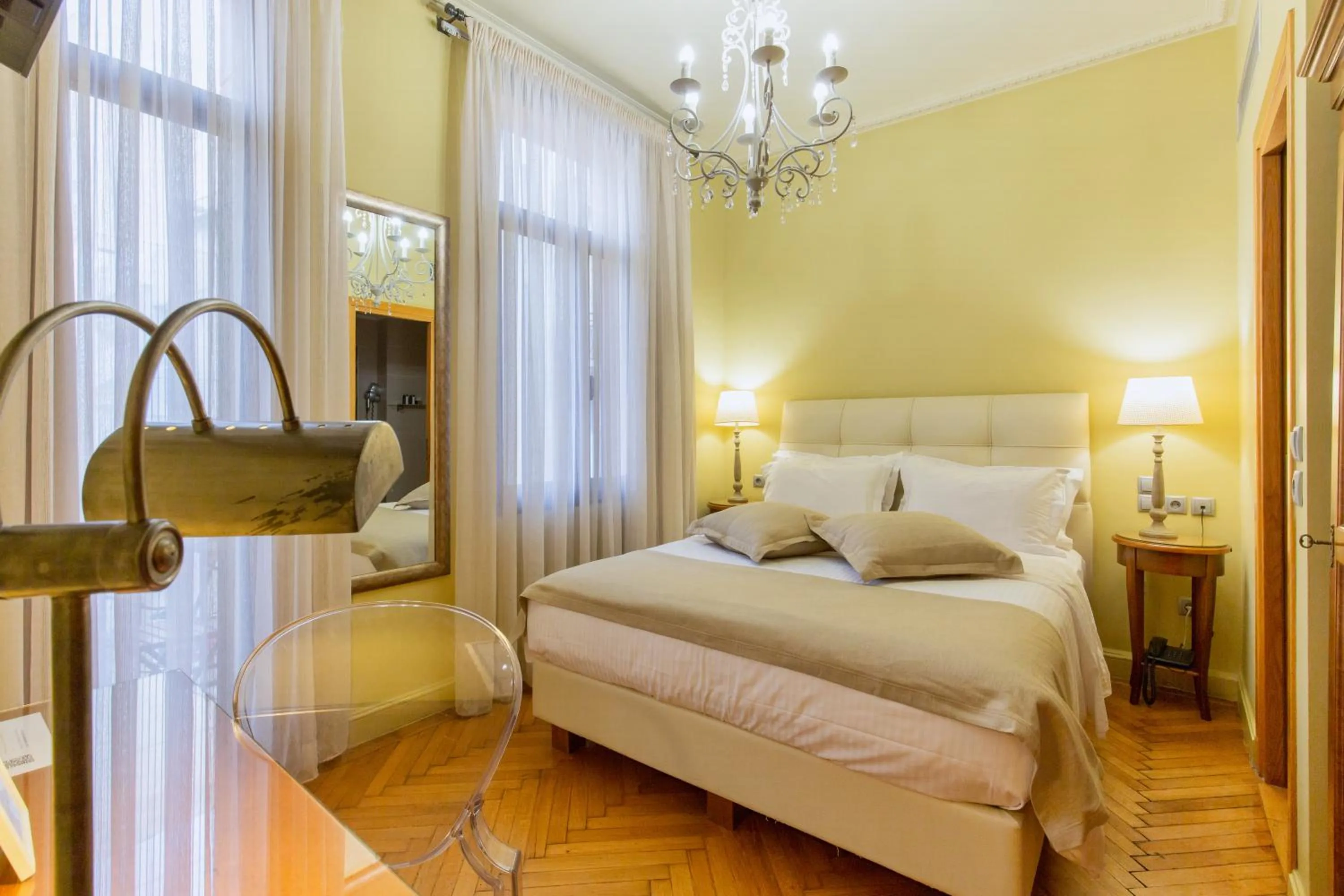 Bedroom, Bed in Sweet Home Hotel