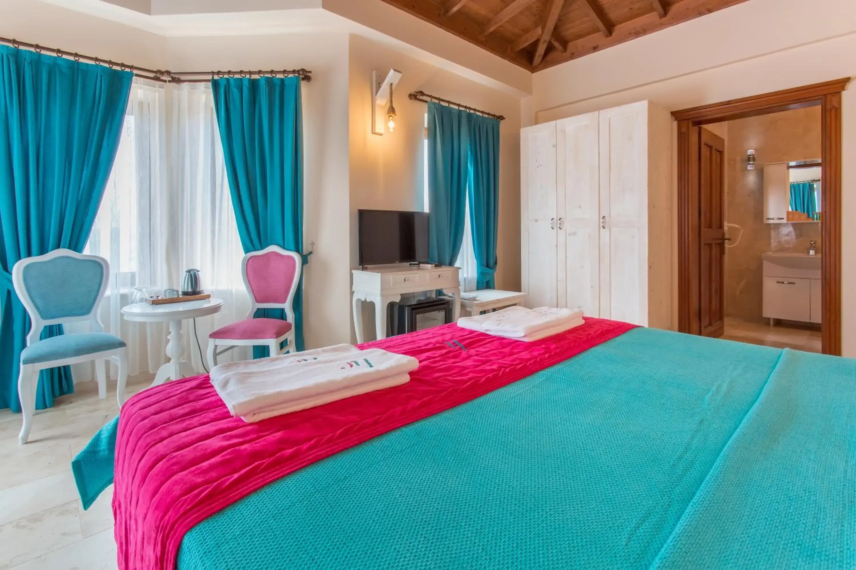 Photo of the whole room in Hillcity Hotel Photo of the whole room in Hillcity Hotel