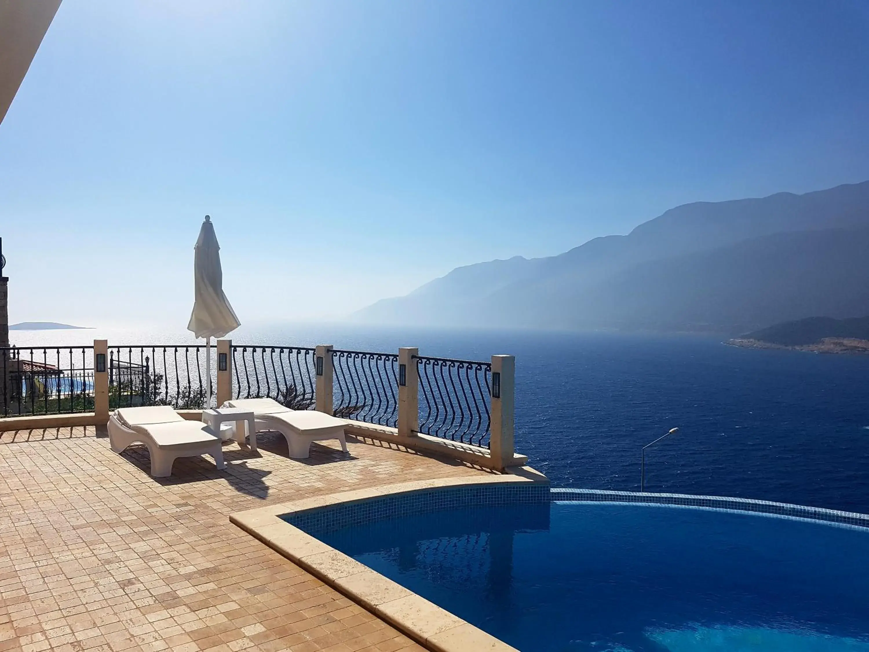 Lake view in Hillcity Hotel Lake view in Hillcity Hotel