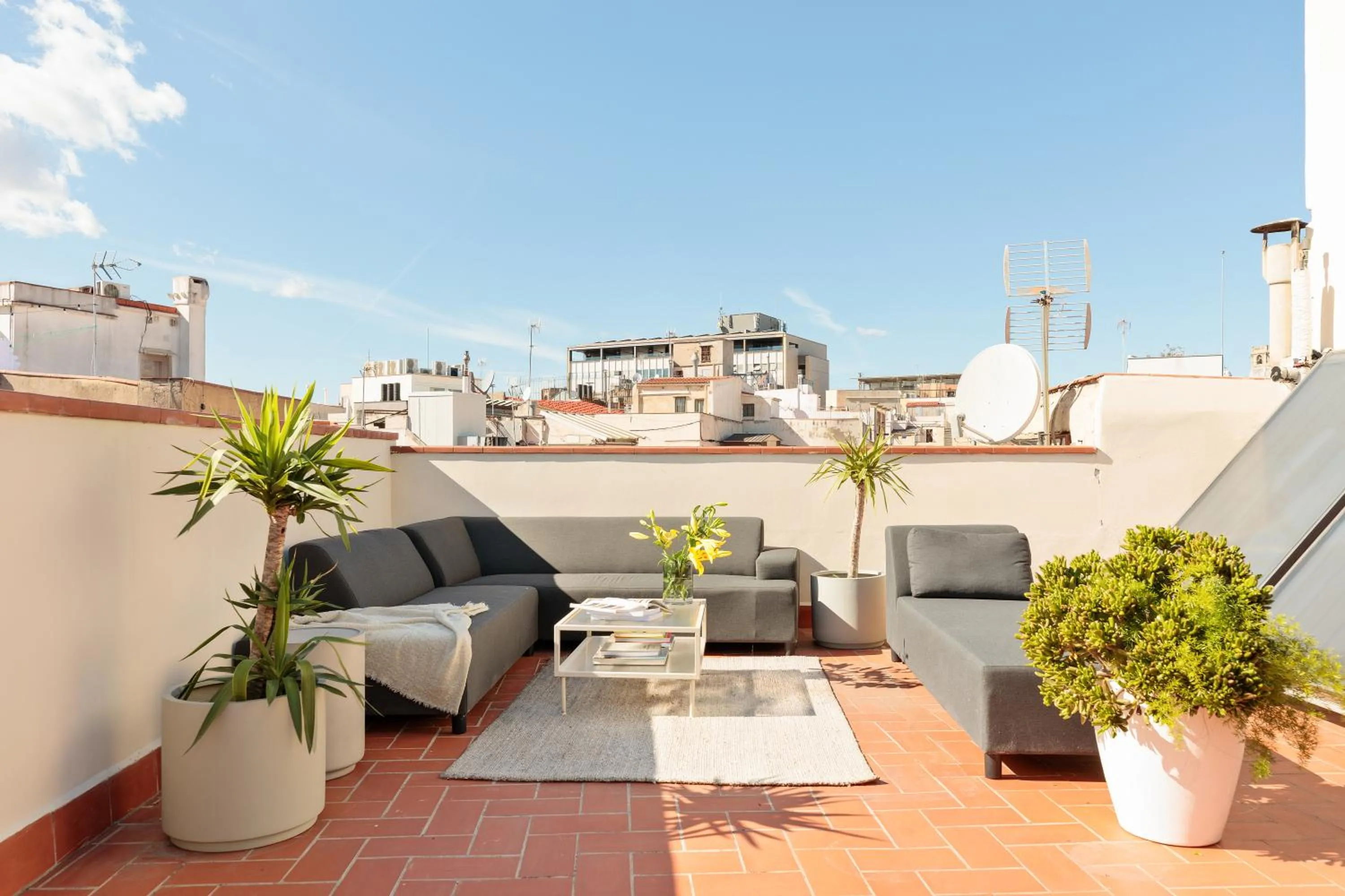 Balcony/Terrace in Inspired by EnjoyApartments