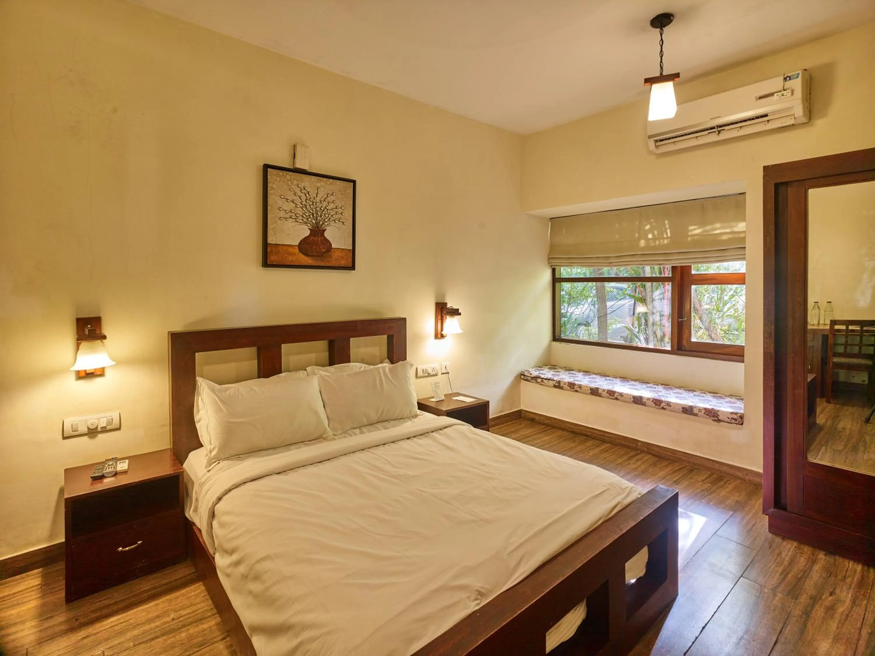 Bed in Deshadan Backwater Resort - The best sunrise view