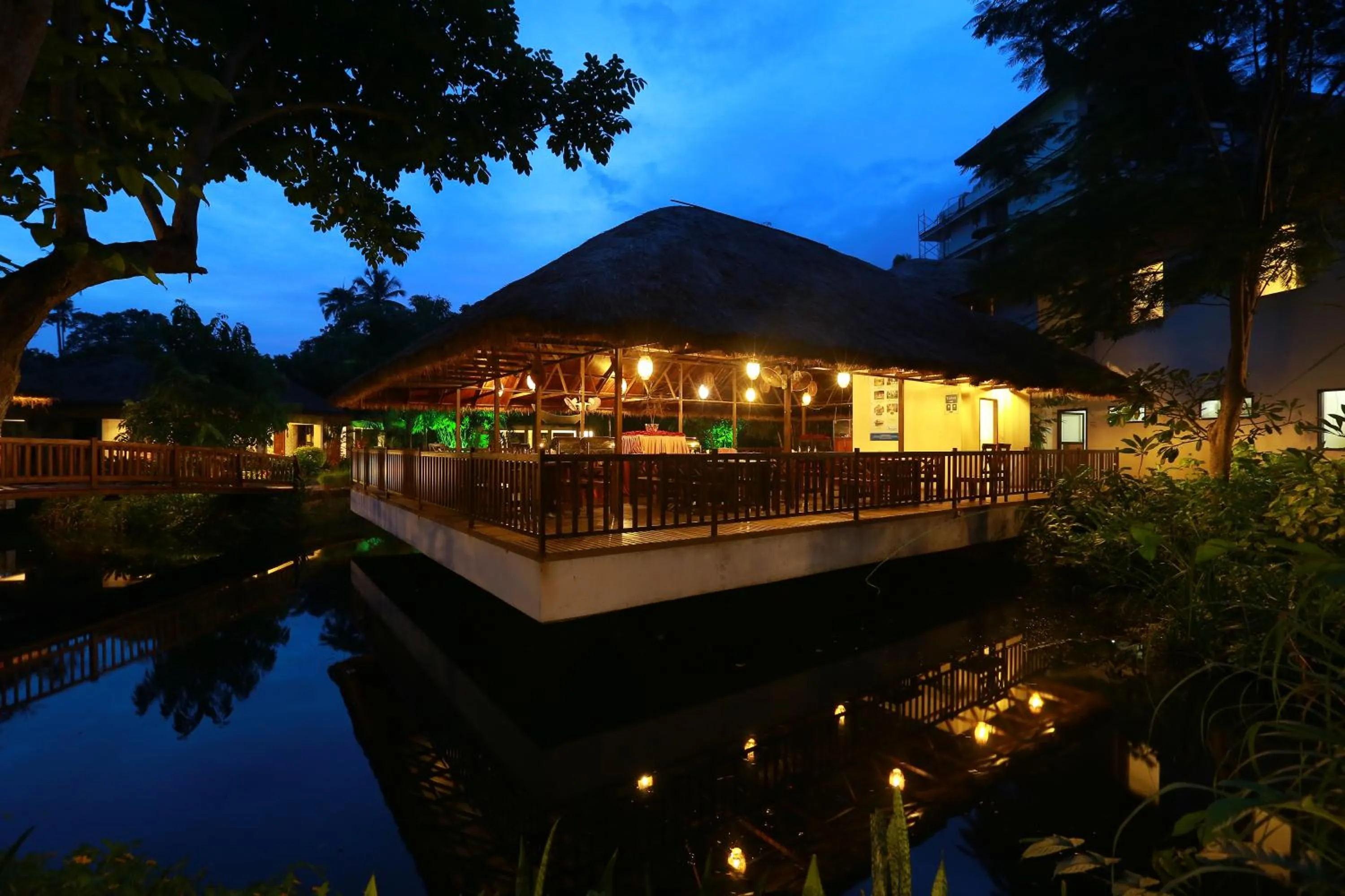 Deshadan Backwater Resort - The best sunrise view