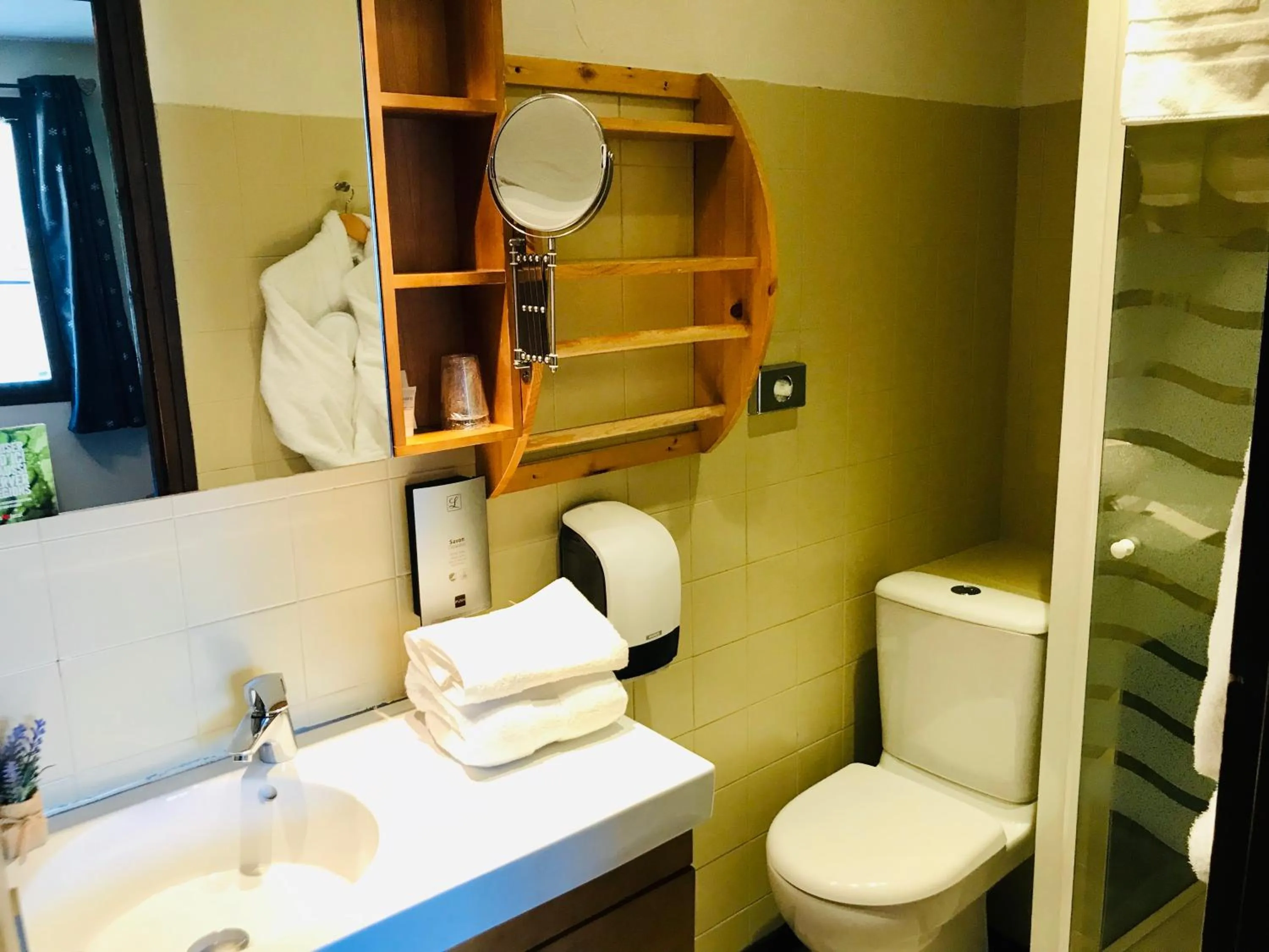 Logis Hôtel Les Ancolies