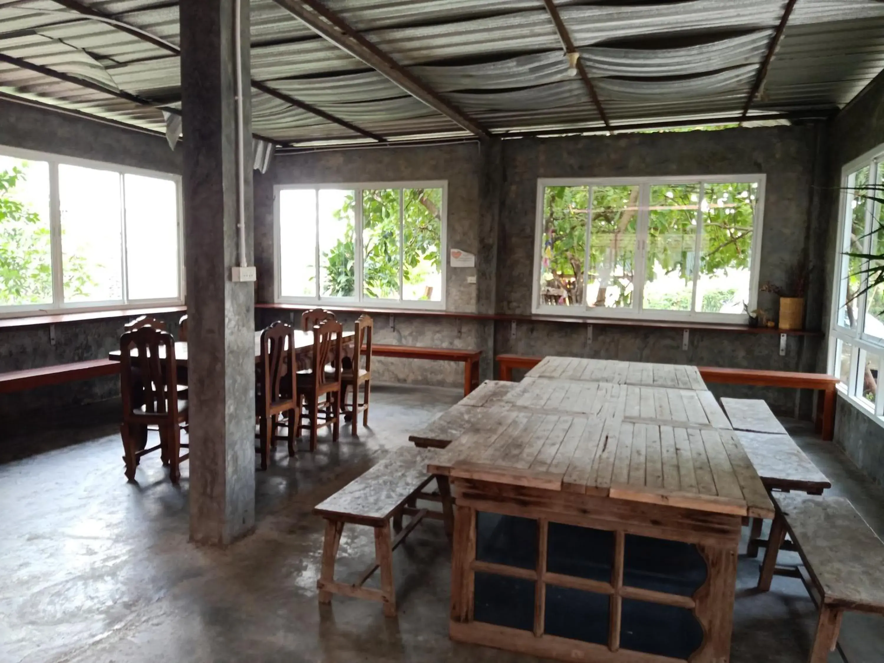 Restaurant/places to eat, Bed in Phumchan Place Hotel Restaurant/places to eat, Bed in Phumchan Place Hotel