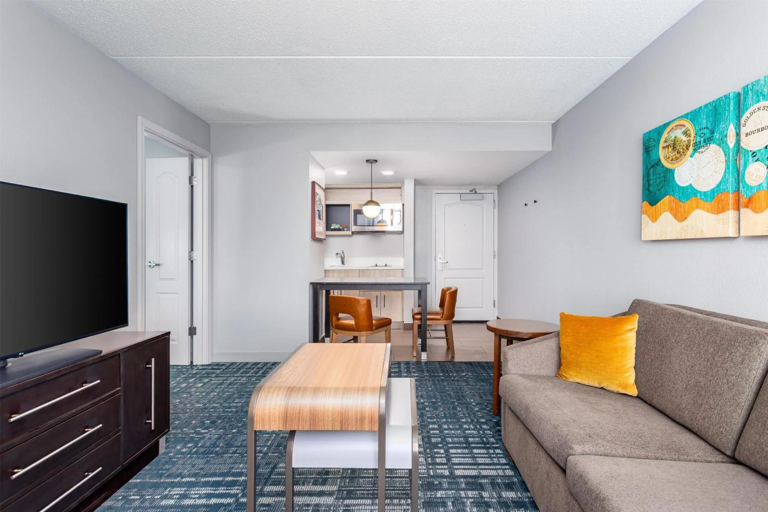 Living room in Homewood Suites by Hilton Lexington Fayette Mall