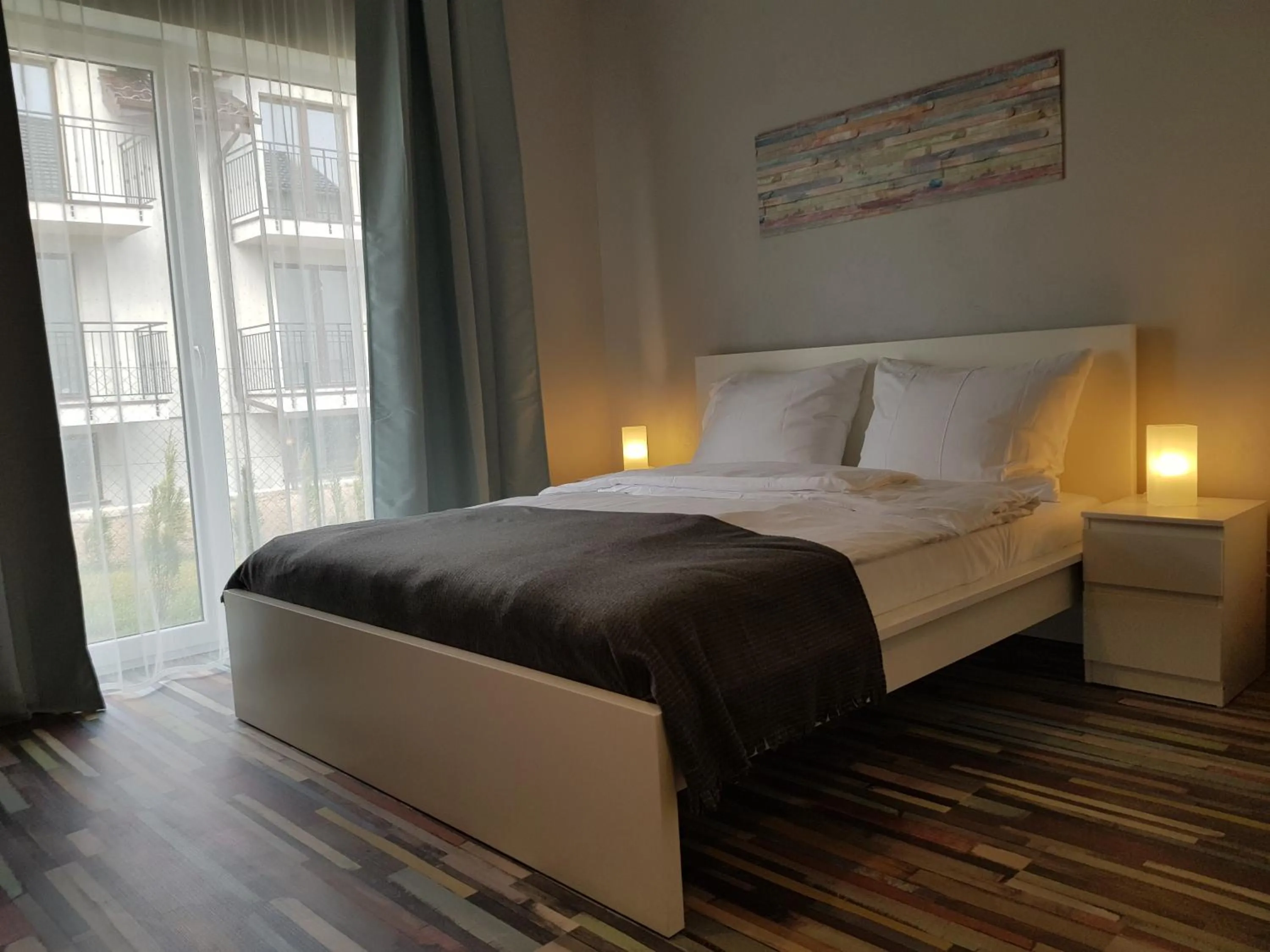 Bed in Willa Kardamon