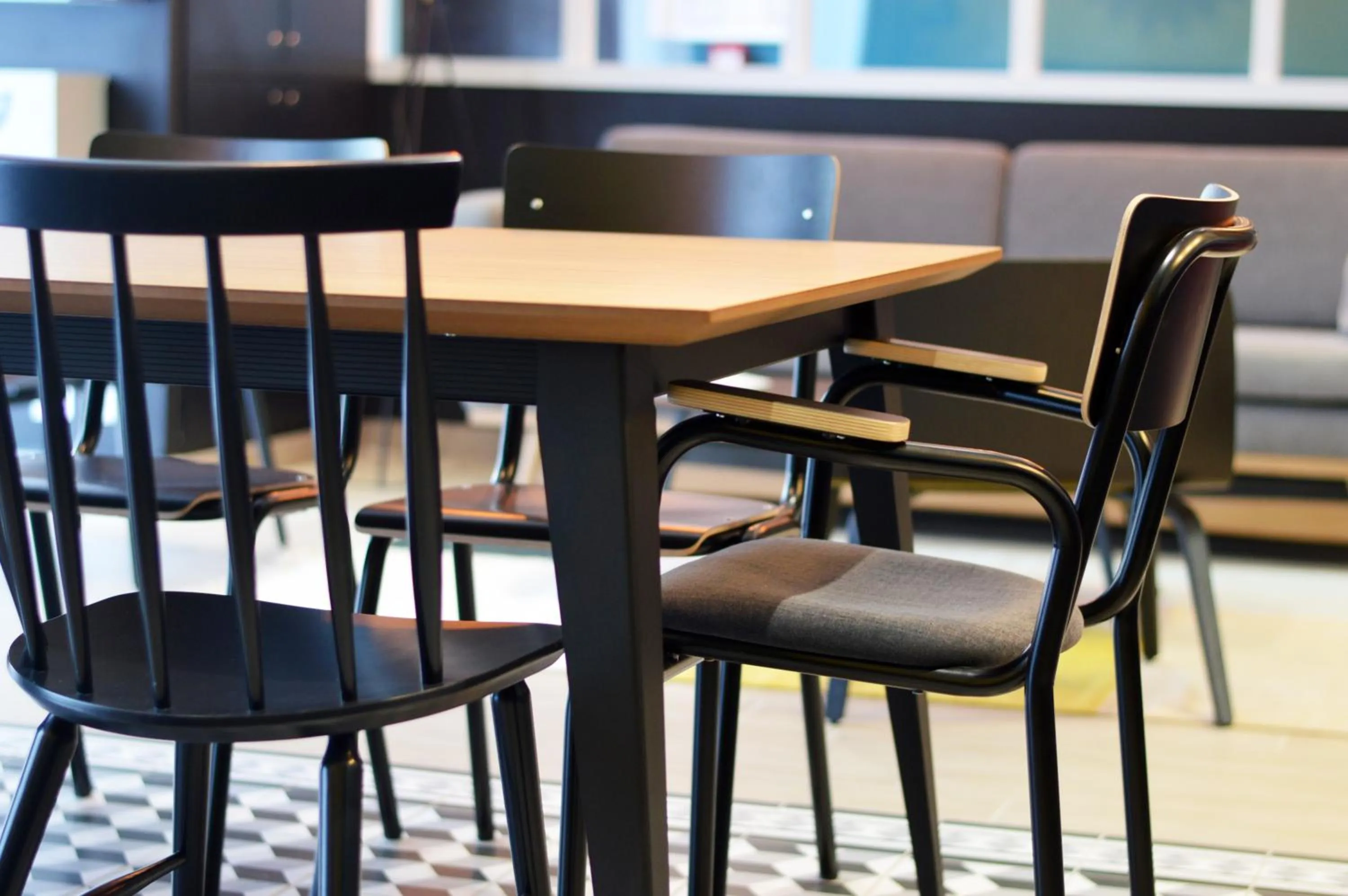 Communal lounge/ TV room in Résidence Little Sévigné