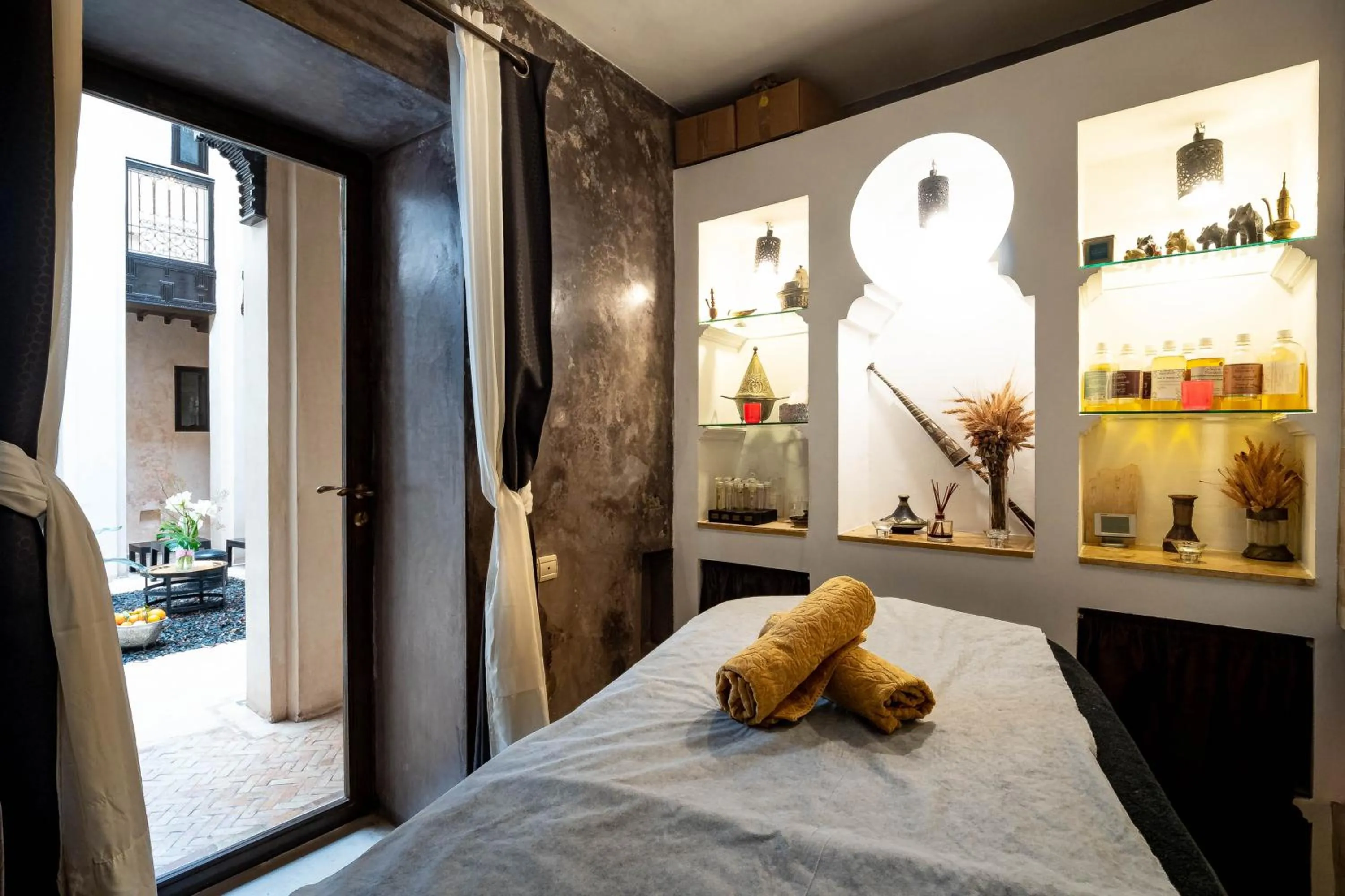 Bed in Riad Vanilla Sma & Spa