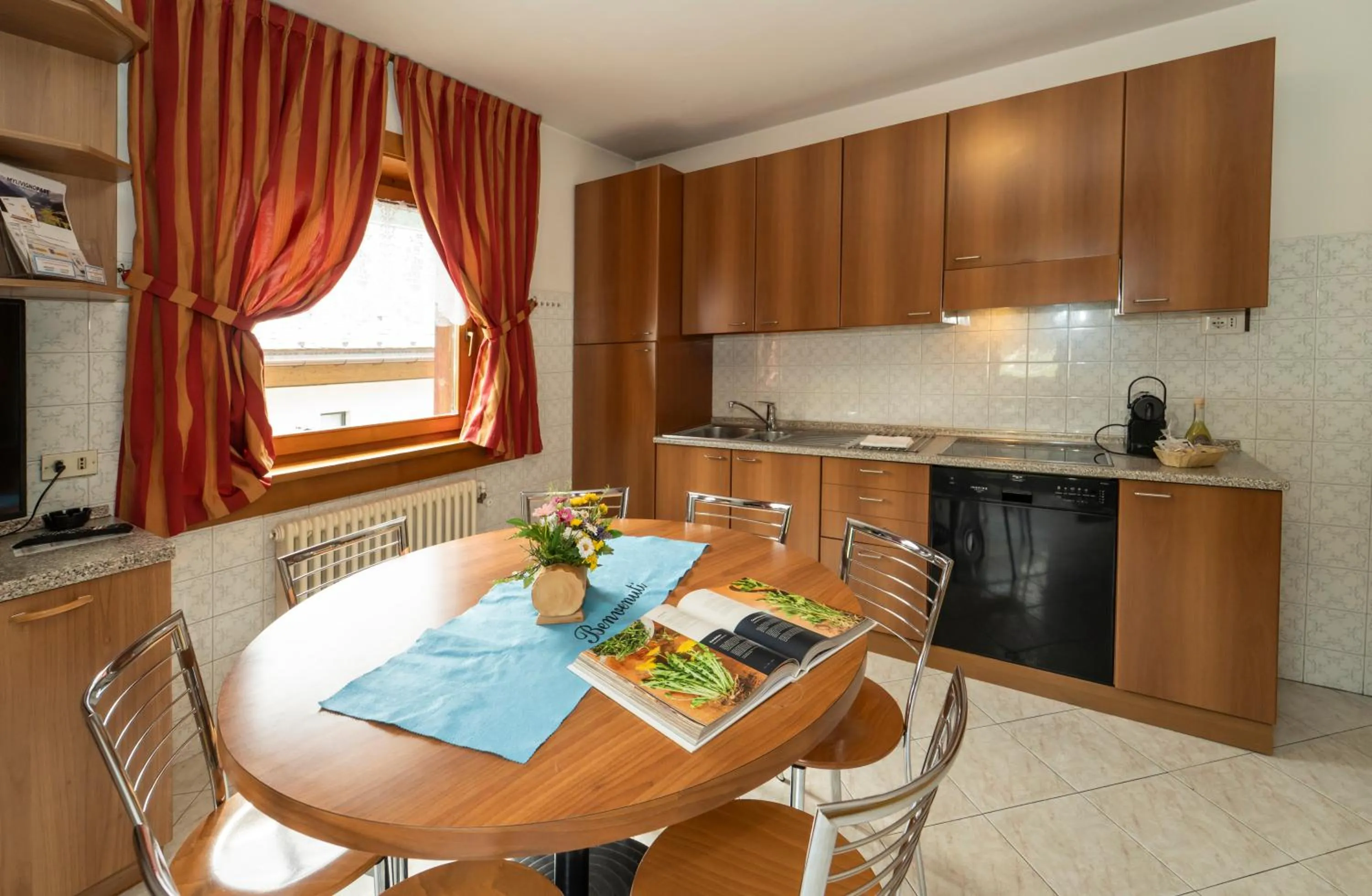 Kitchen or kitchenette in Appartamenti Sport 3000