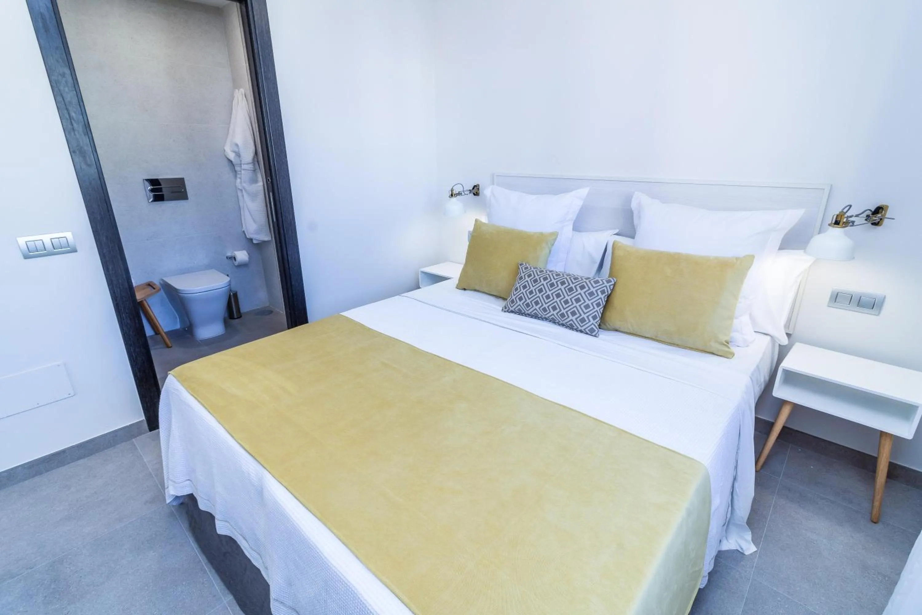 Photo of the whole room, Bed in Bex Holiday Homes