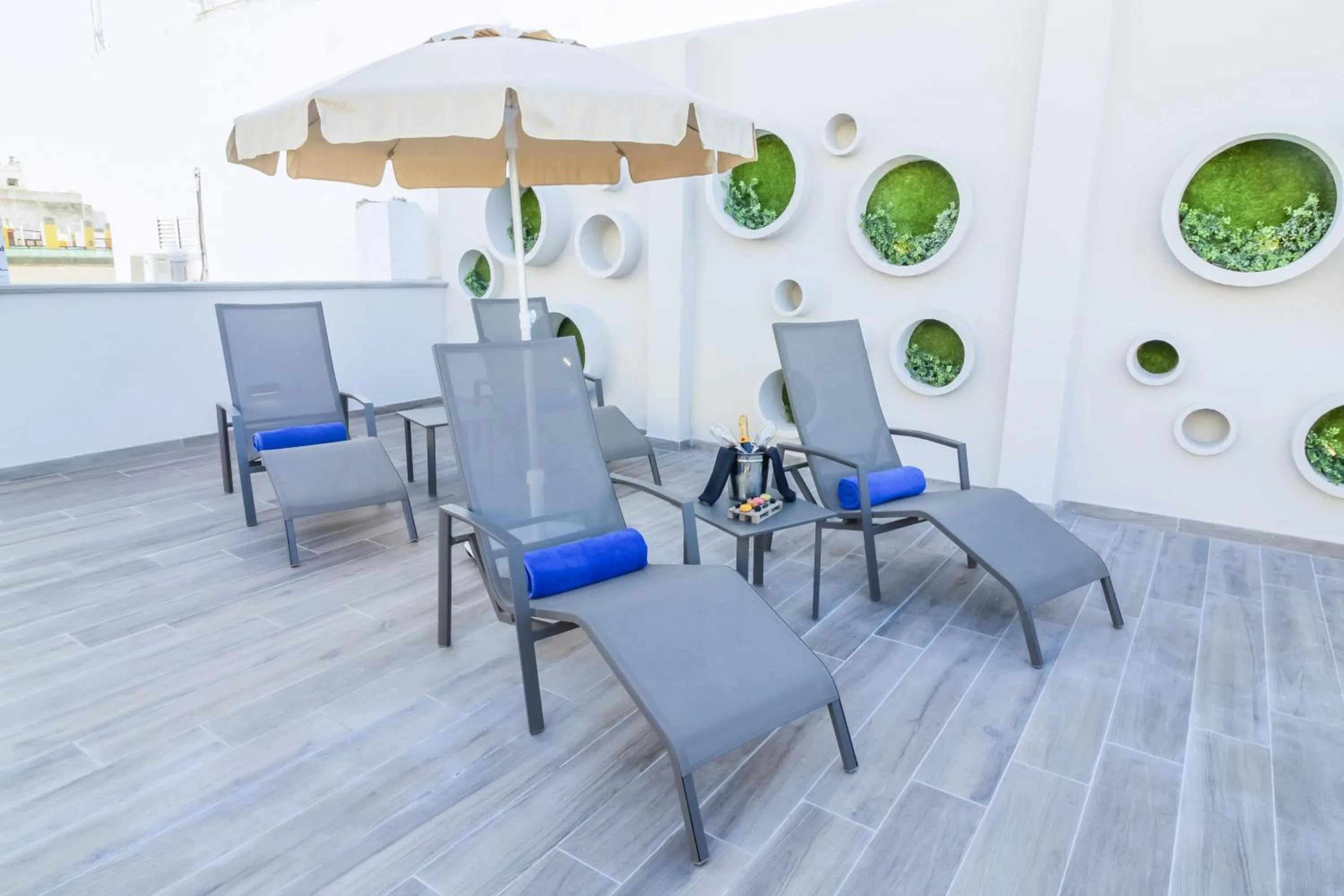 Balcony/Terrace in URBANSEA Holiday Homes