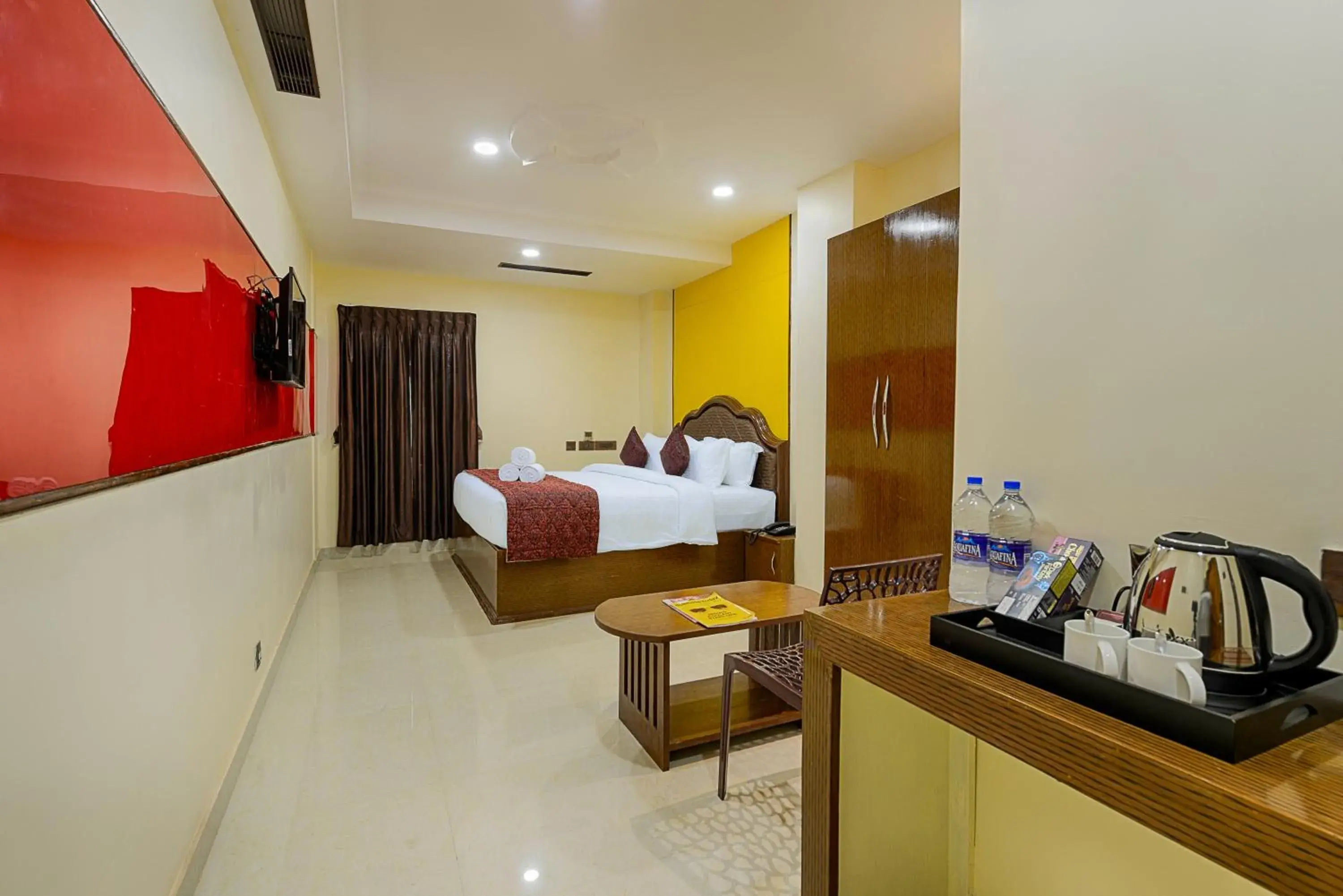 Bedroom, Bed in Hotel Ramraj Regency Bedroom, Bed in Hotel Ramraj Regency
