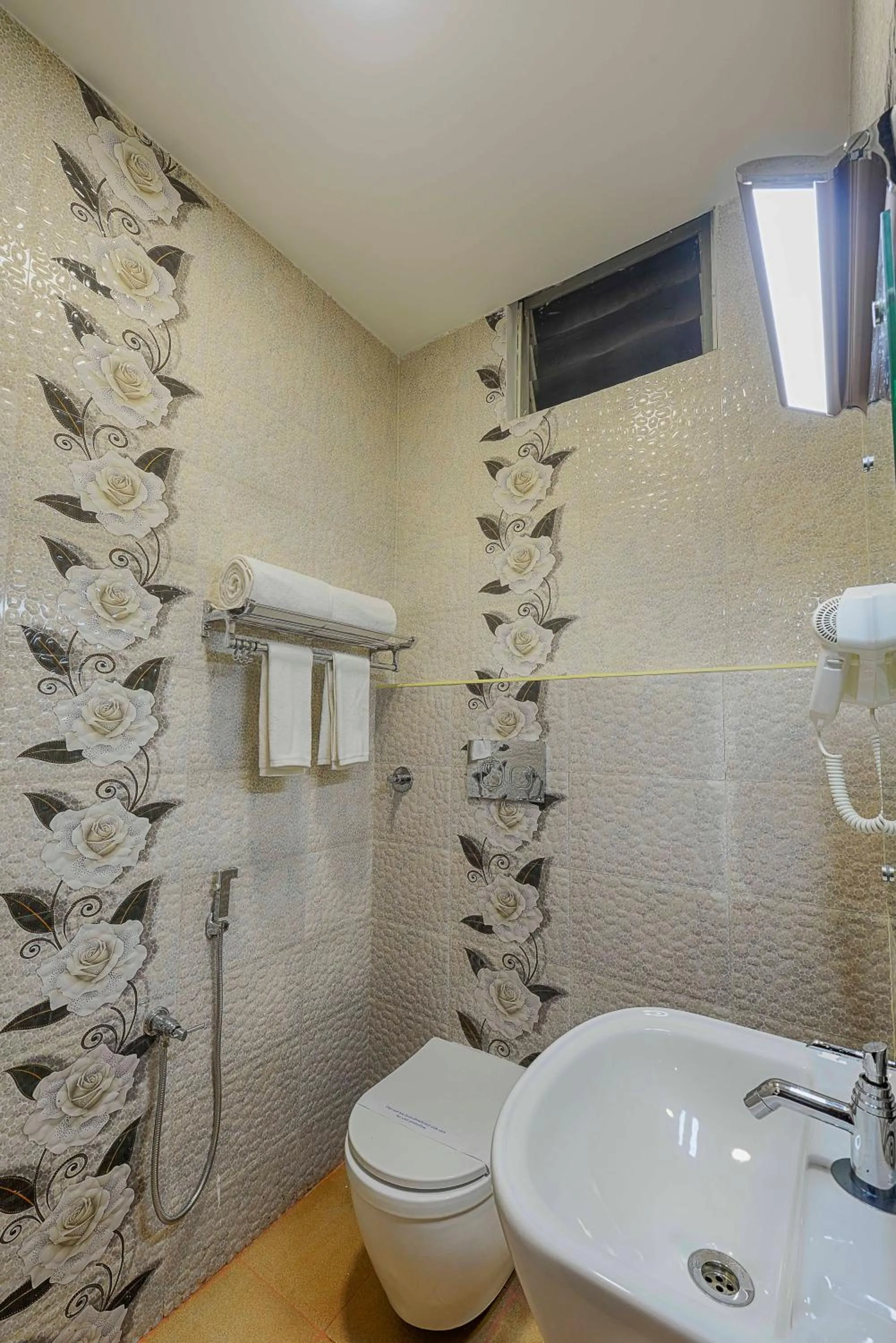 Bathroom in Hotel Ramraj Regency