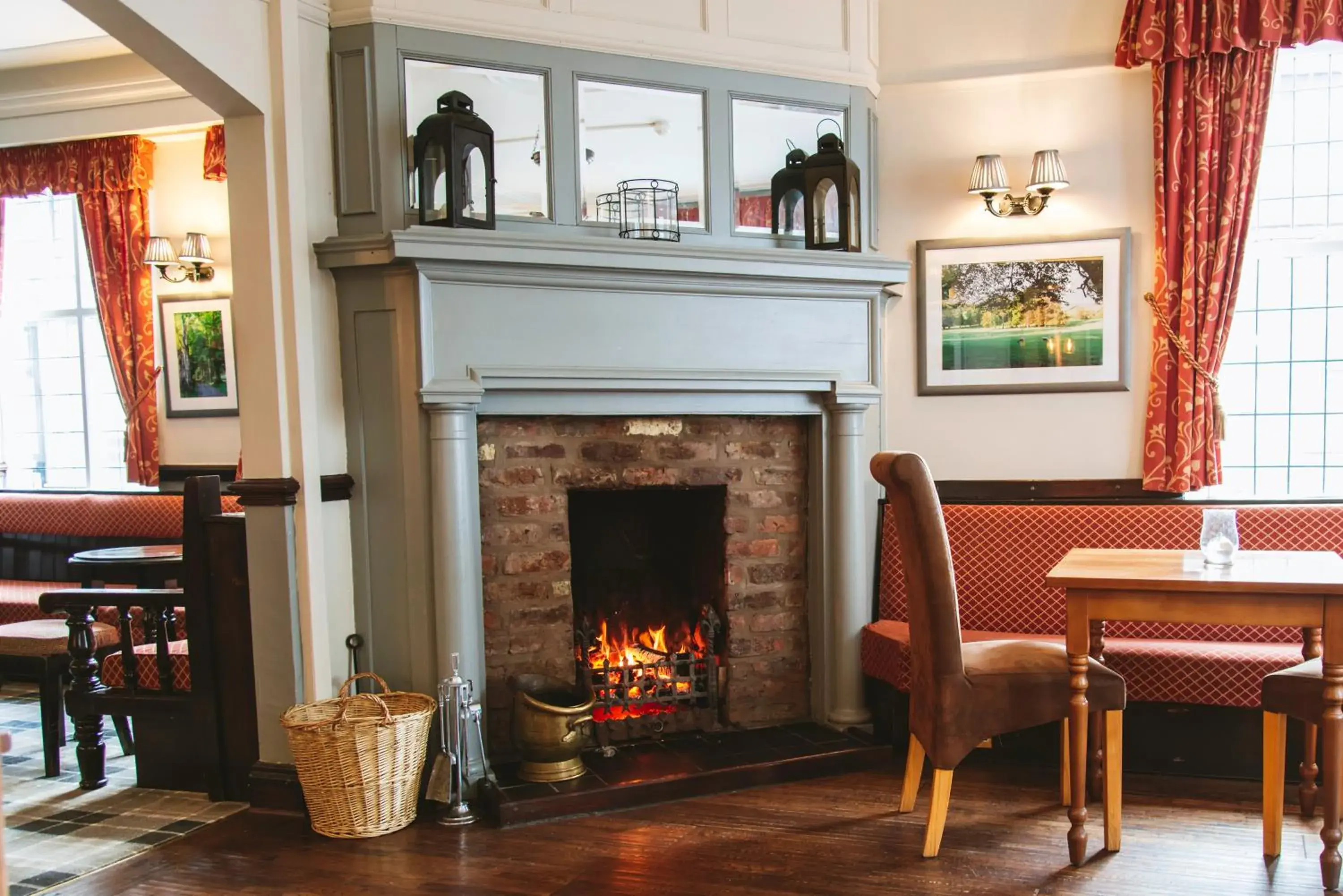 Lounge or bar in The Bulls Head Lounge or bar in The Bulls Head