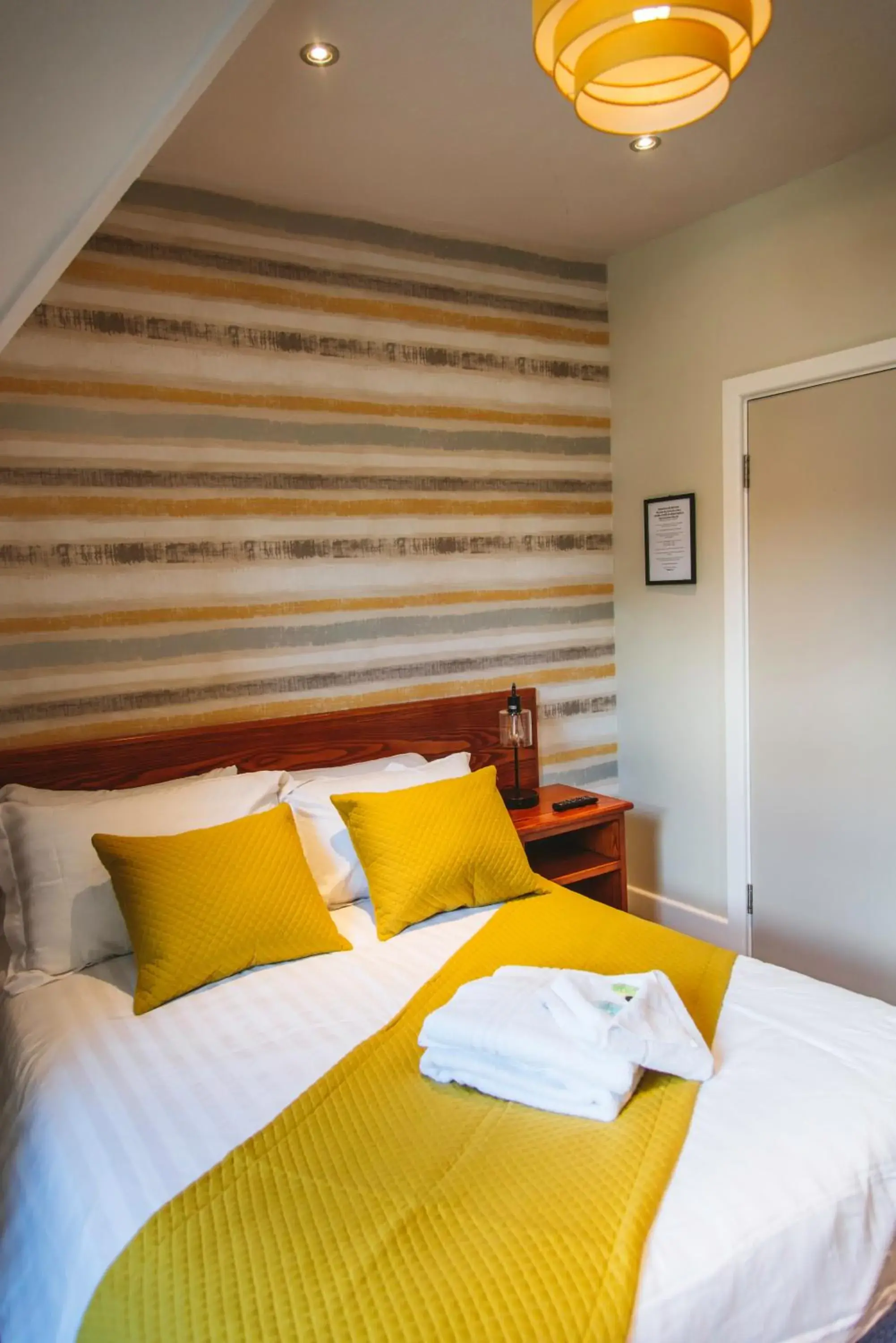 Bedroom, Bed in The Bulls Head Bedroom, Bed in The Bulls Head
