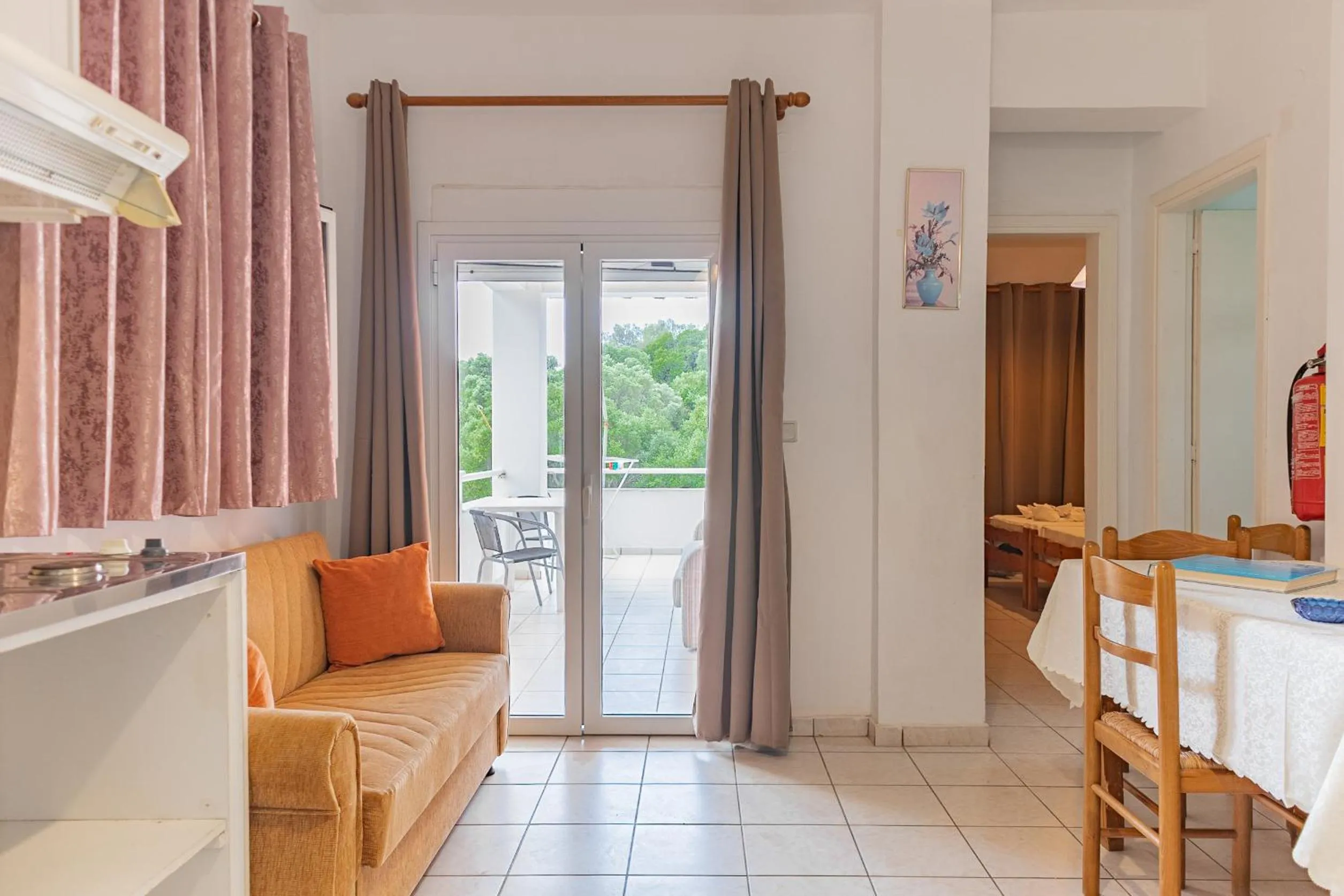 Amazona Apartments and Studios