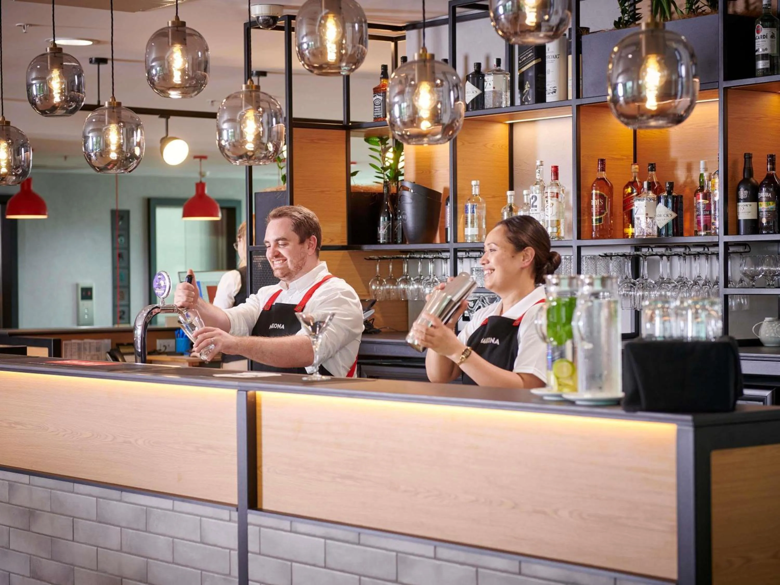 Lounge or bar in ibis Hamilton Tainui