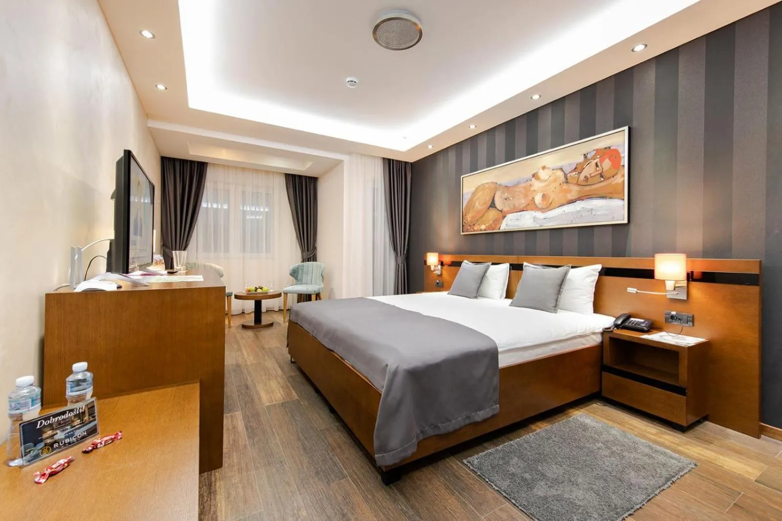 Bed in Rubicon Garni Hotel