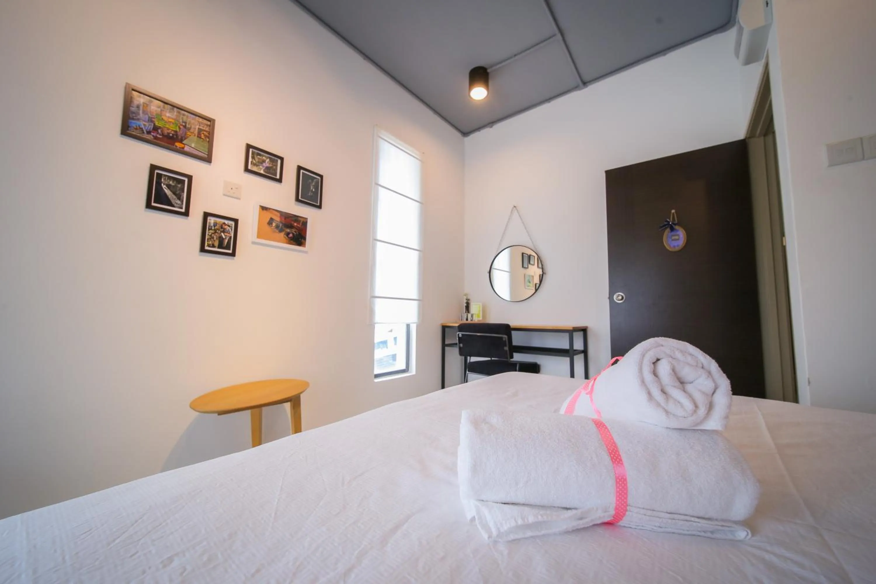 Bed in The Best Hotel in Bayan Lepas - THE LOV PENANG