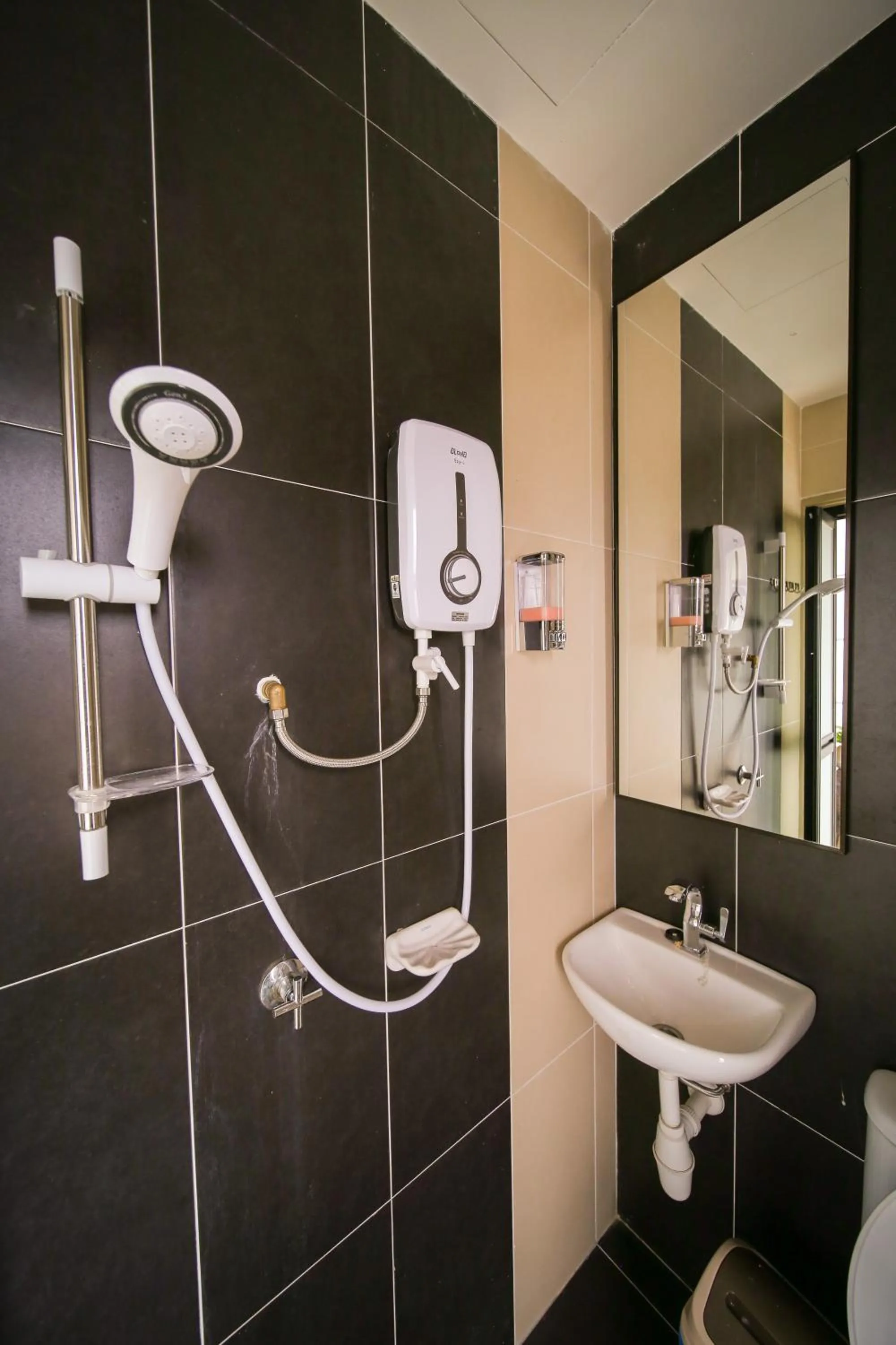 Toilet in The Best Hotel in Bayan Lepas - THE LOV PENANG