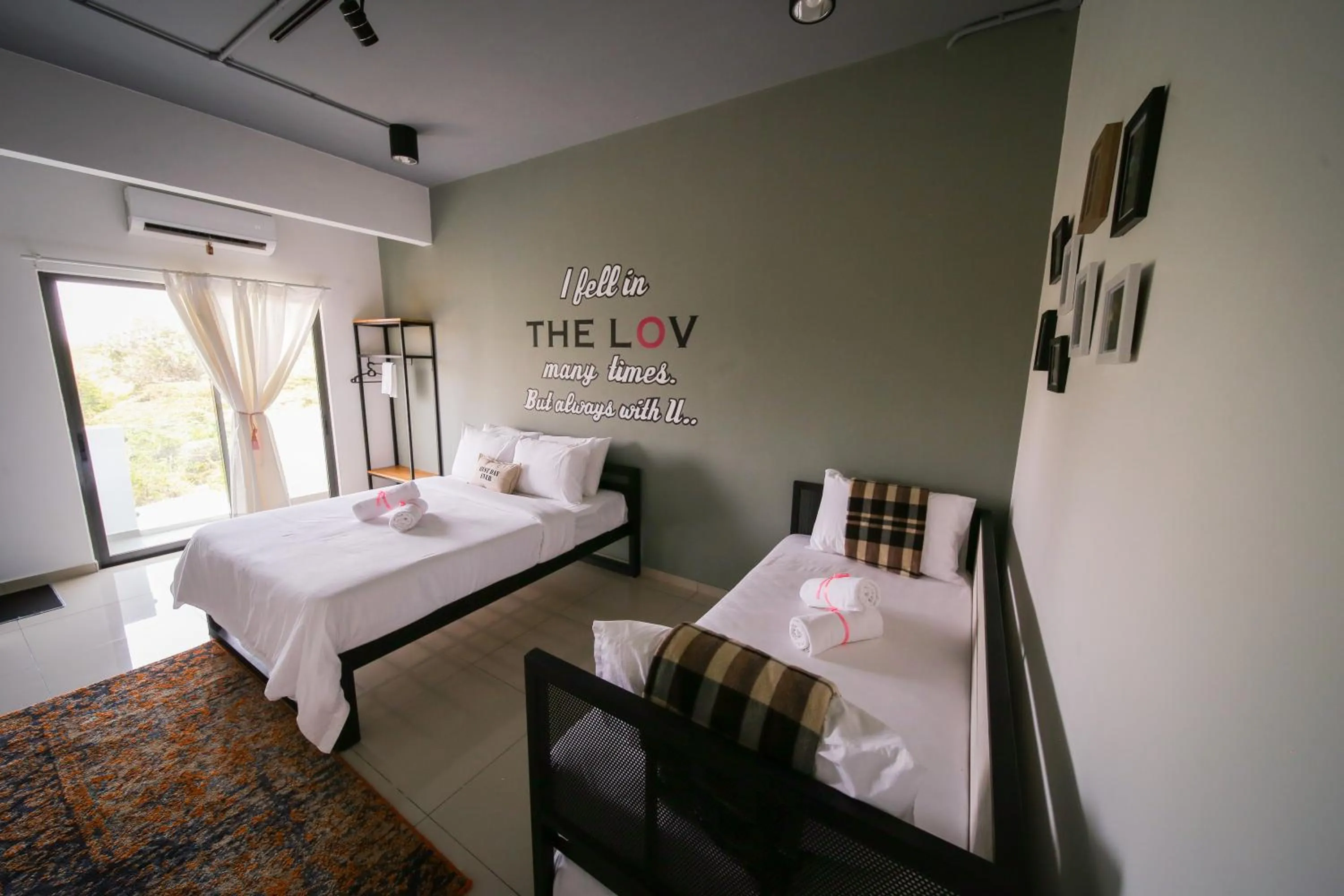 Bed in The Best Hotel in Bayan Lepas - THE LOV PENANG