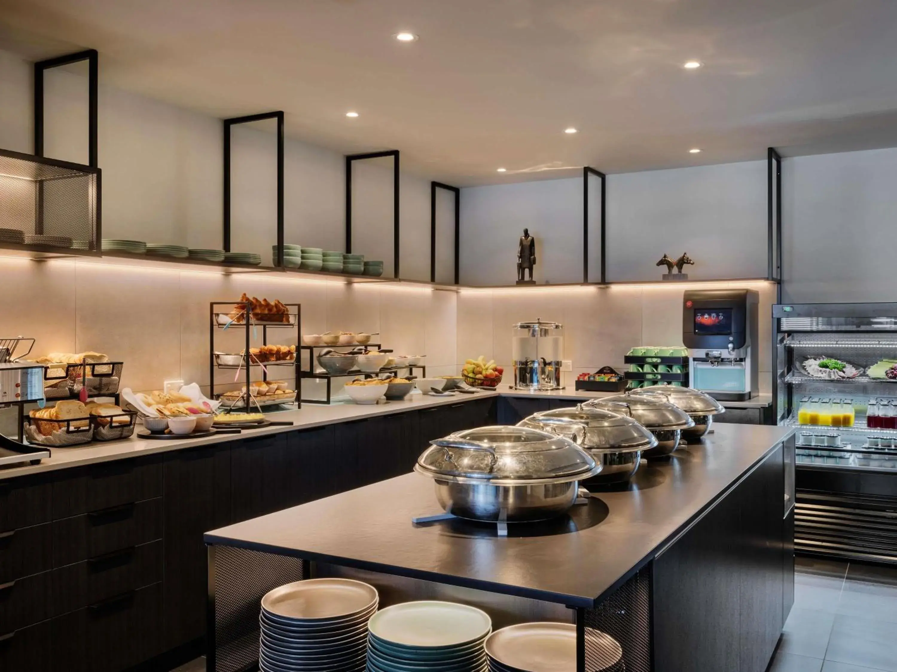 Breakfast in Ibis Christchurch Breakfast in Ibis Christchurch