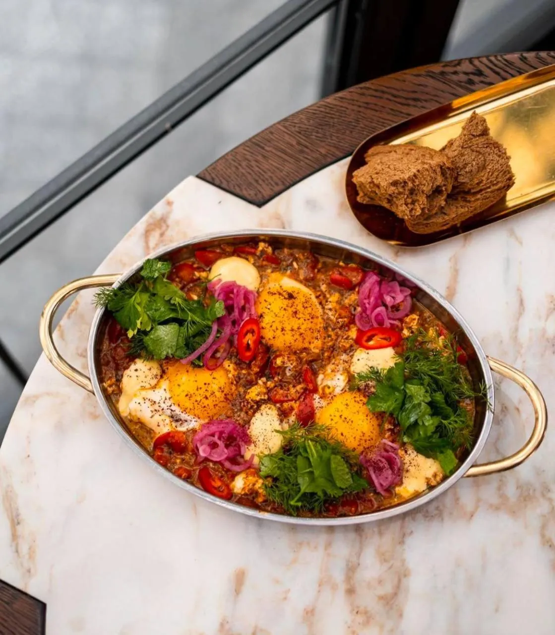 Restaurant/places to eat in Hotel Donald